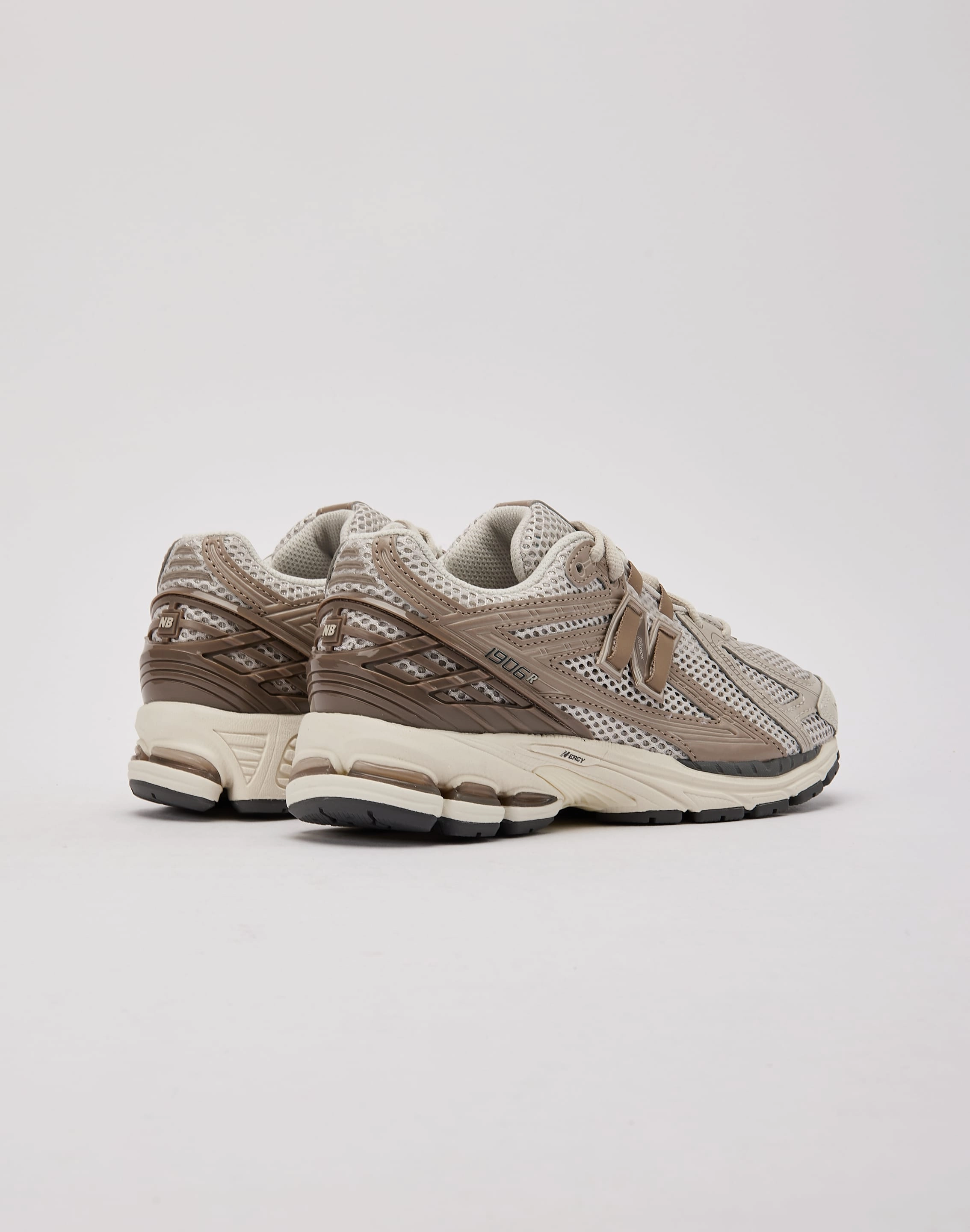 Leather - material fashion New Balance 1906R Grade-School