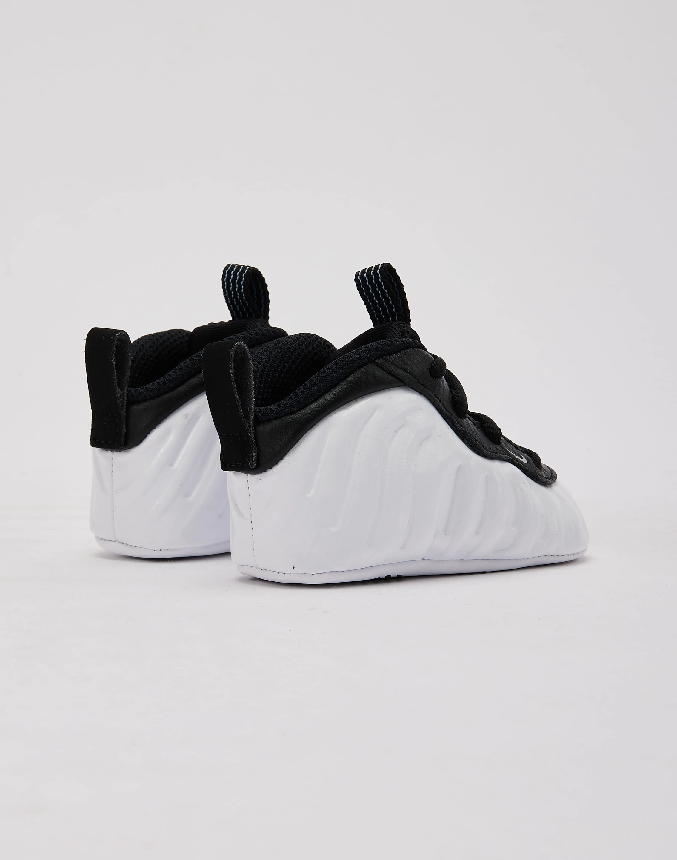 Linen - crafted fashion Nike Lil' Posite One Infant Crib Booties