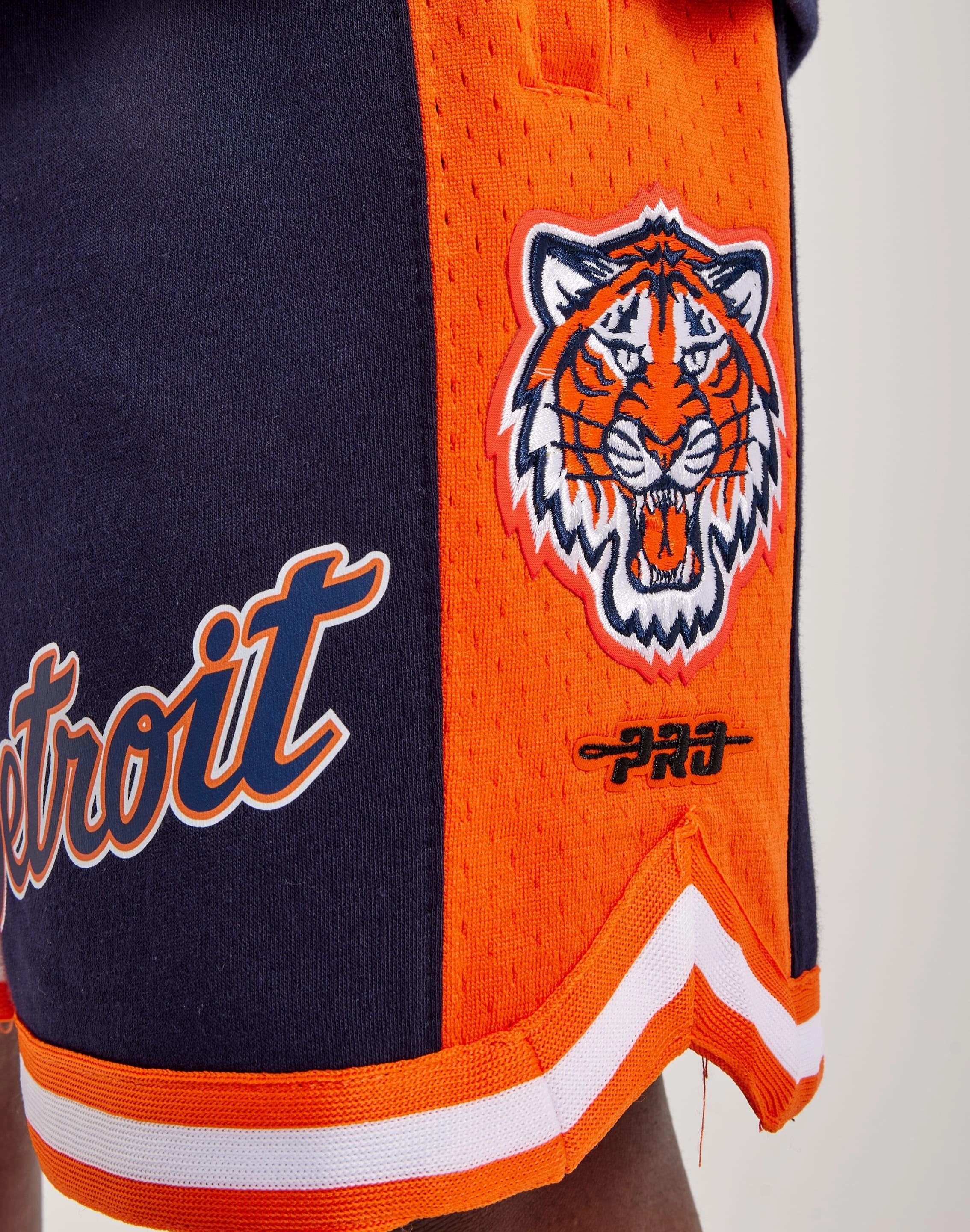 Linen - crafted fashion Pro Standard Detroit Tigers Fleece Shorts Grade-School