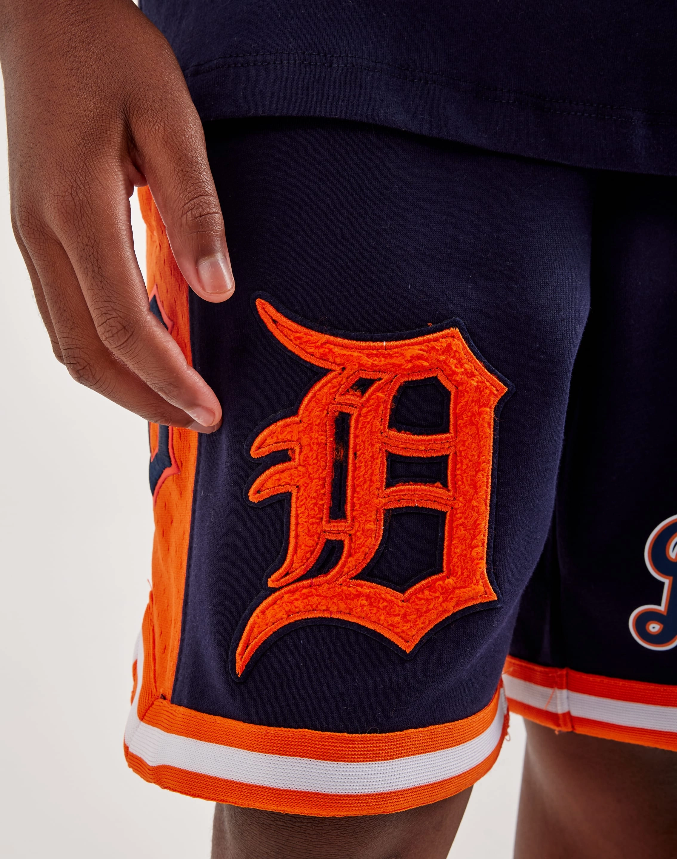 Linen - crafted fashion Pro Standard Detroit Tigers Fleece Shorts Grade-School