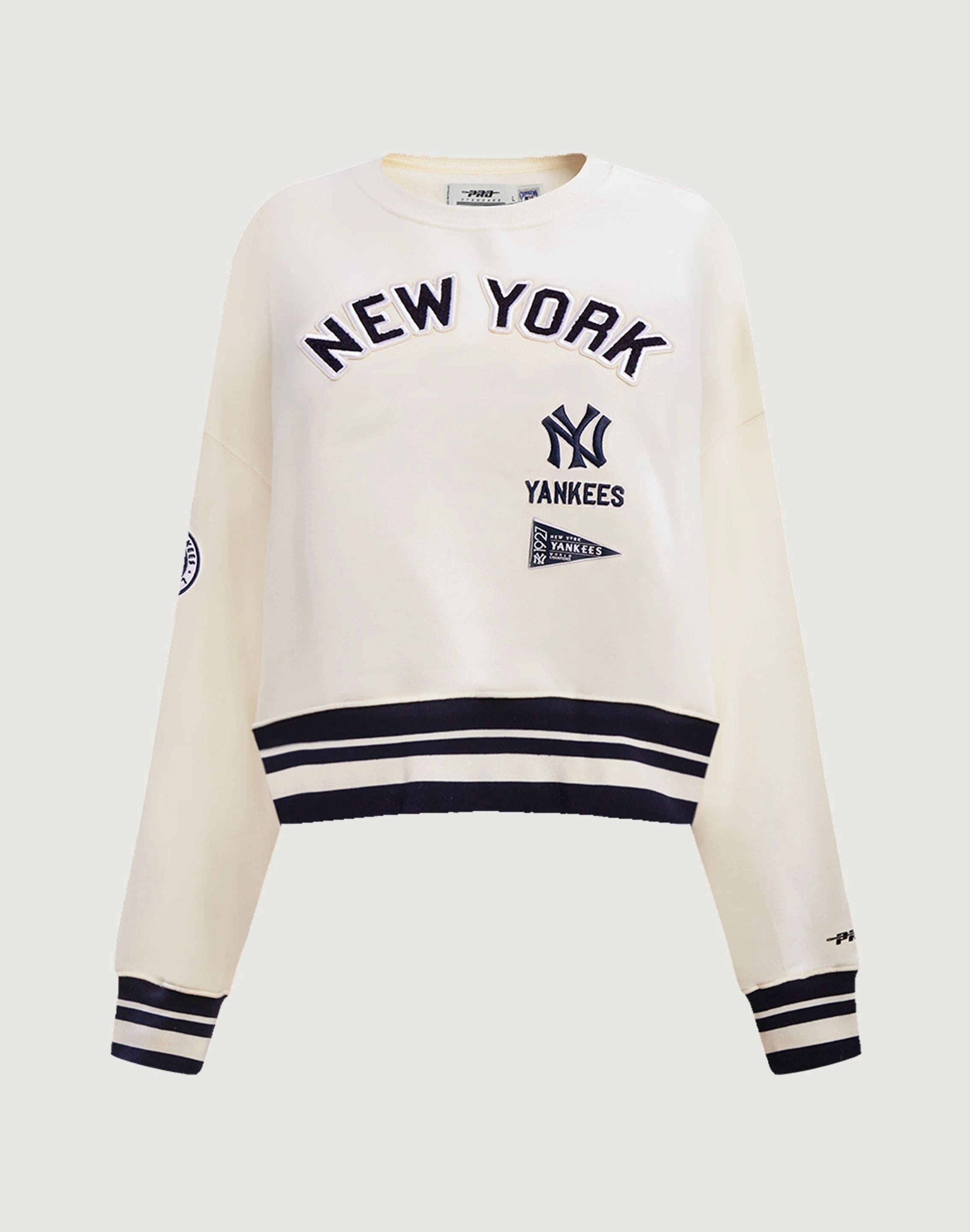 Beachwear items Pro Standard New York Yankees Retro Classic Crewneck Fashion catalog