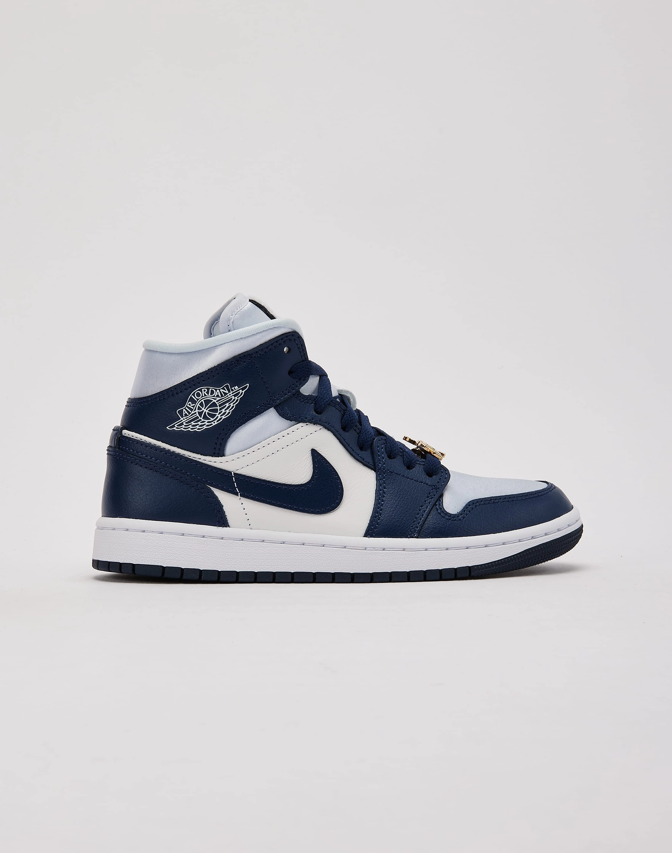 Luxury fashion items Jordan Air Jordan 1 Mid SE Style statements