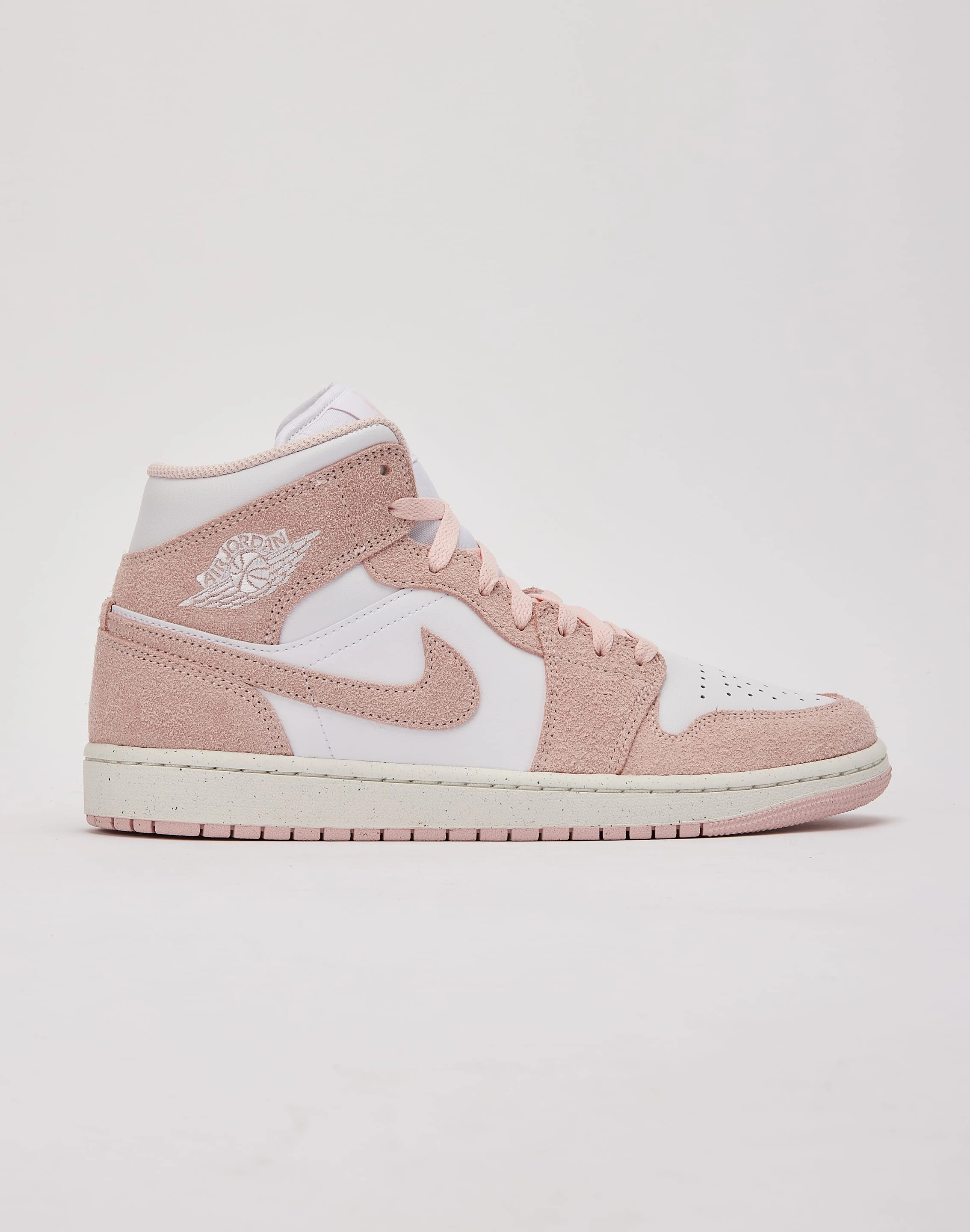 Luxury fashion items Jordan Air Jordan 1 Mid SE Recycled fashion materials