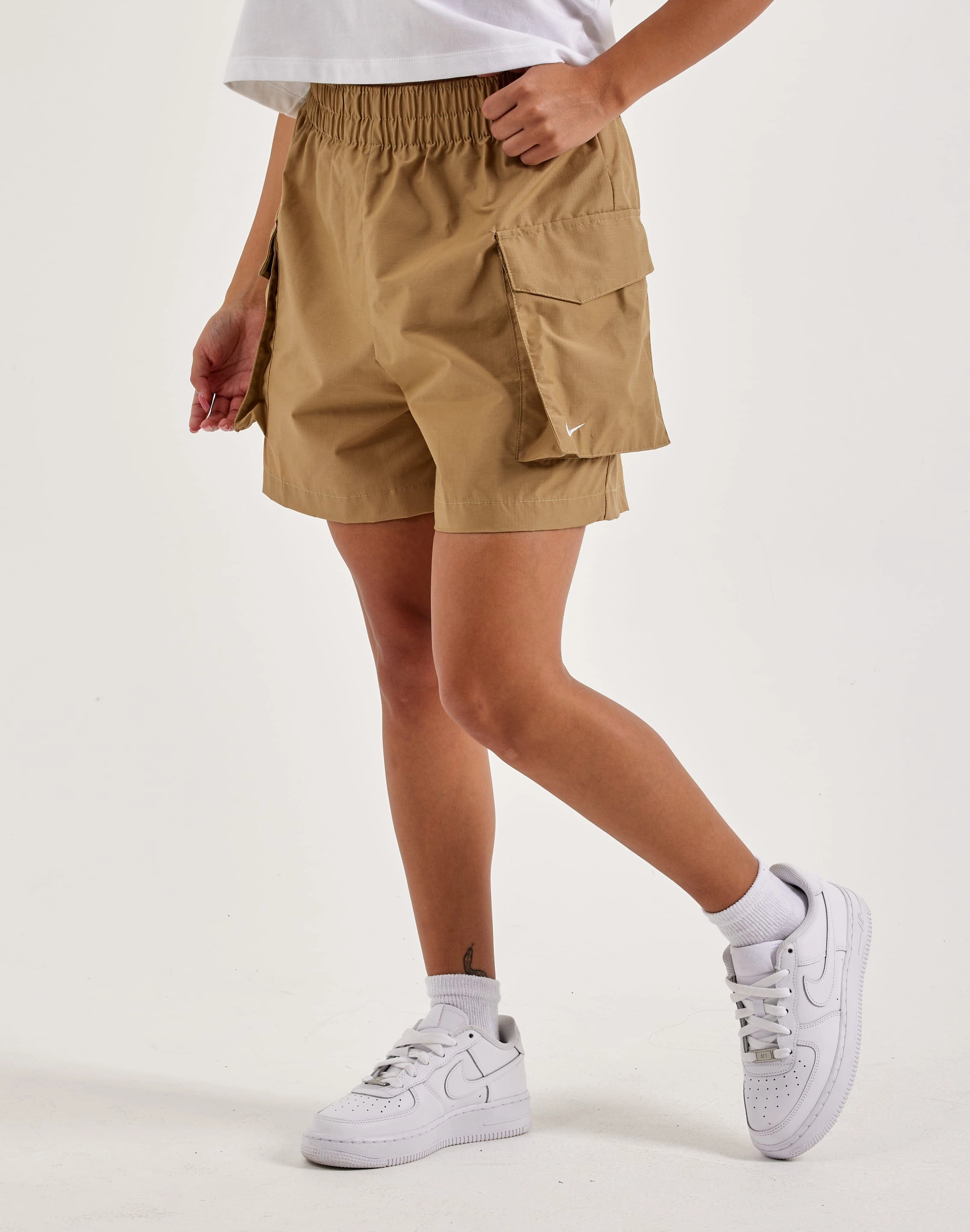 Luxury fashion items Nike Essential Woven High-Waisted Cargo Shorts Quality apparel