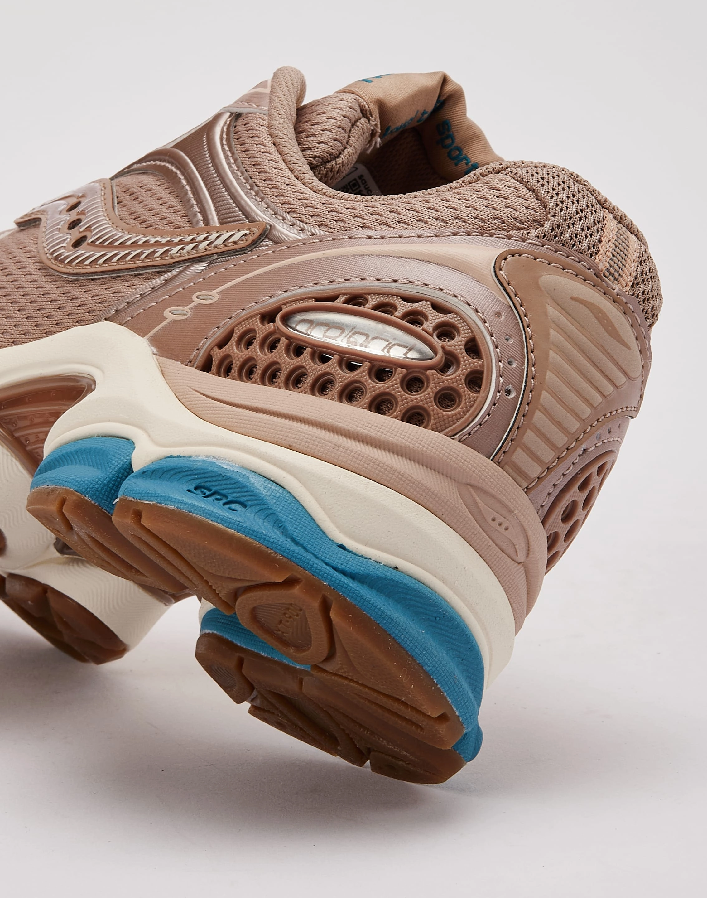 Luxury fashion items Saucony ProGrid Triumph 4 Grade-School