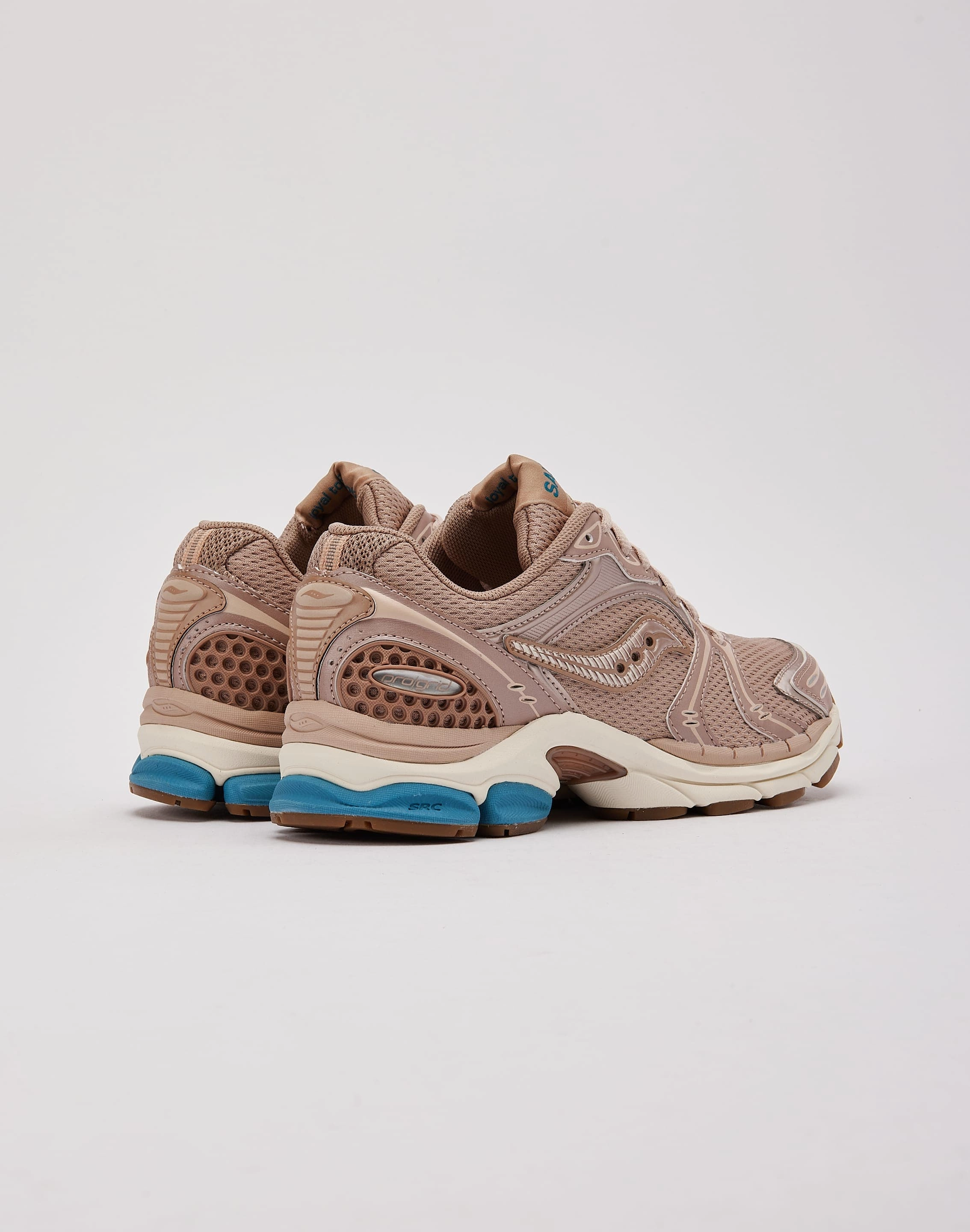 Luxury fashion items Saucony ProGrid Triumph 4 Grade-School