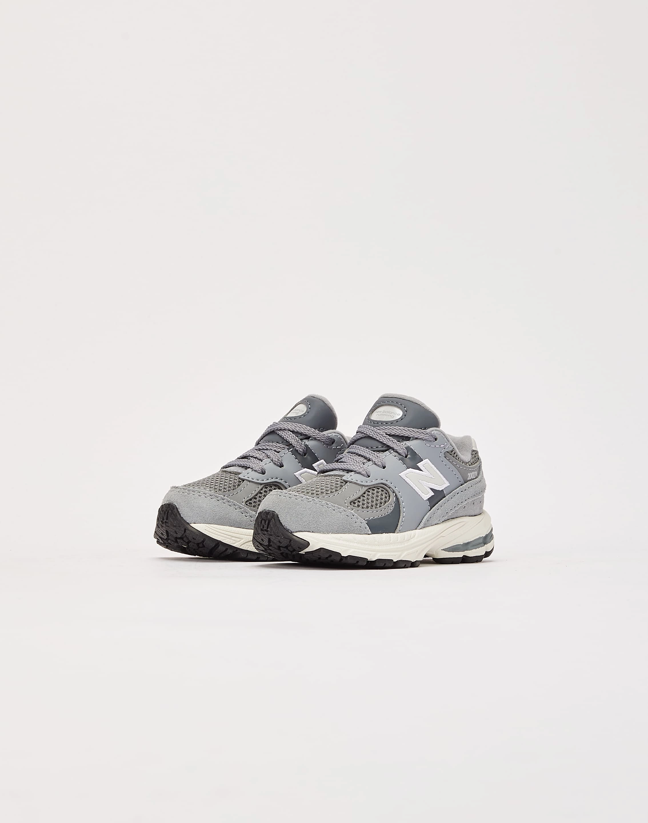 Military - inspired fashion New Balance 2002R Toddler