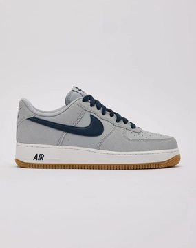 Military - inspired fashion Nike Air Force 1 Low '07 LV8 Fashion accessories