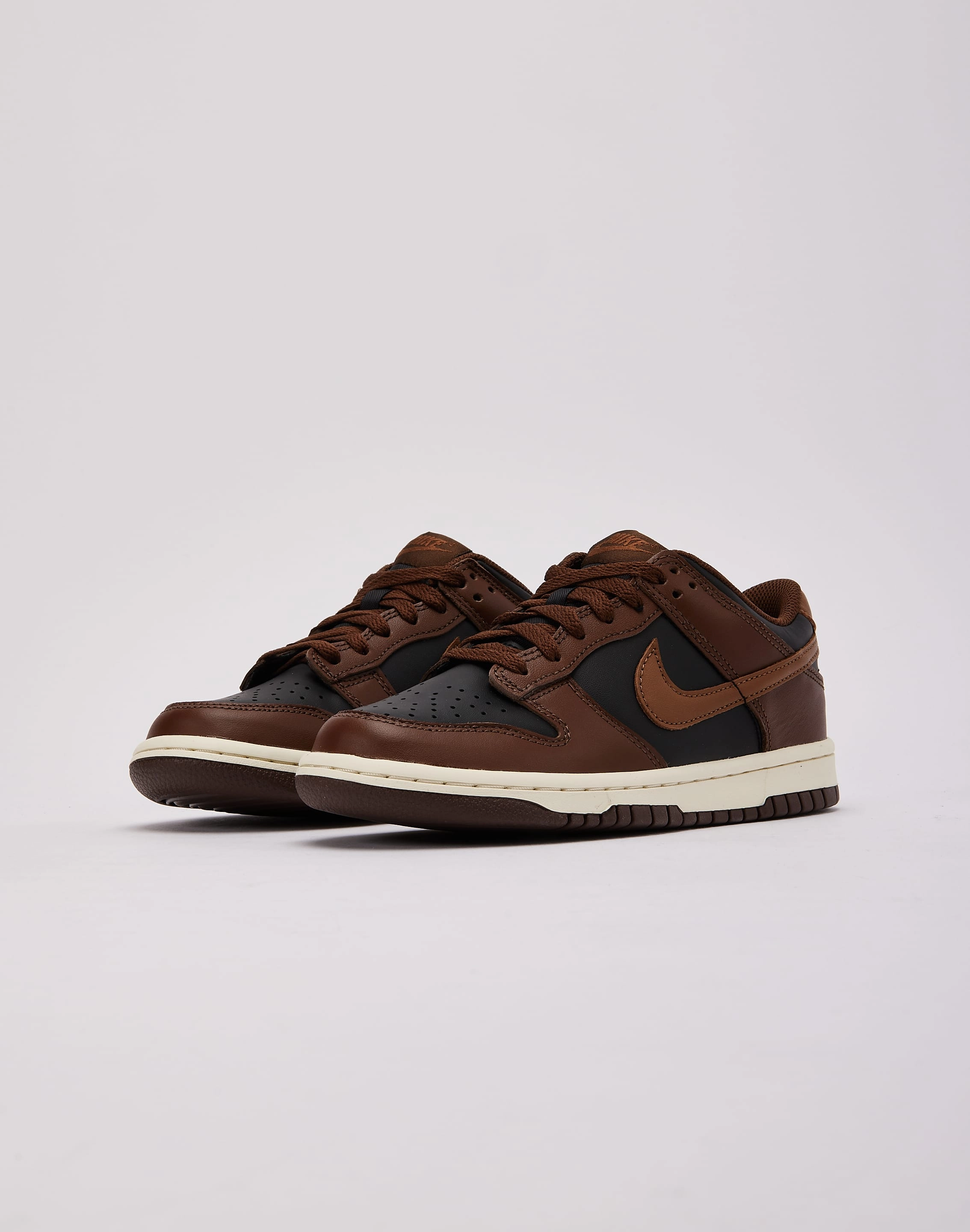Military - inspired fashion Nike Dunk Low Grade-School
