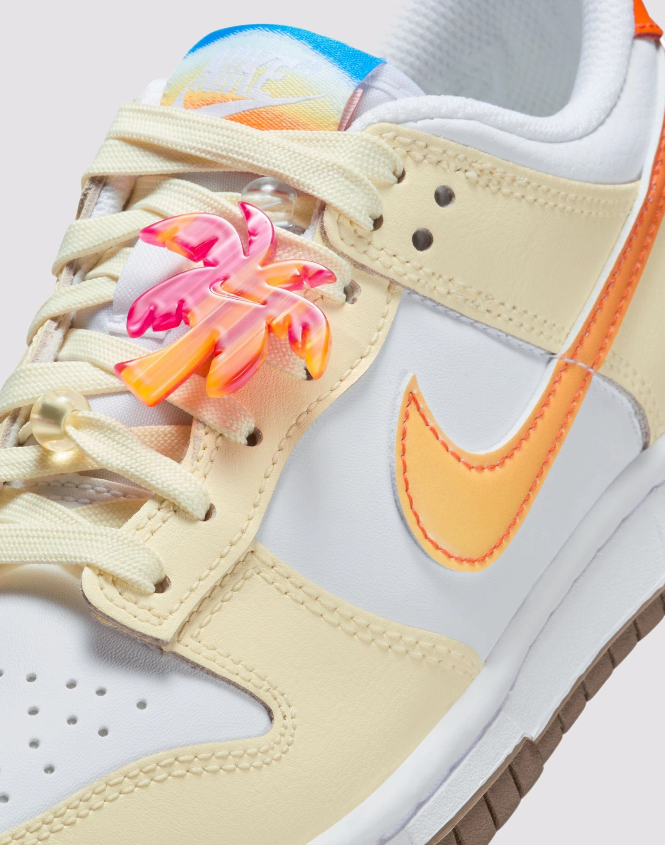 Minimalist fashion Nike Dunk Low Grade-School