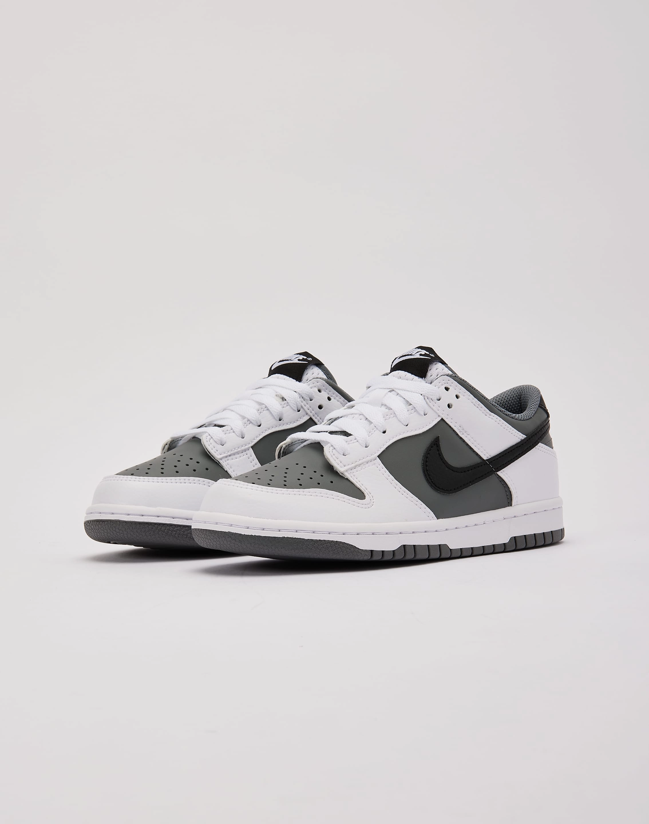 Modern fashion Nike Dunk Low Grade-School