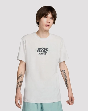 Modern fashion Nike Sportswear OC Tee Fashion care (washing, ironing, etc.)