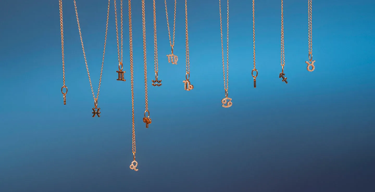 My Zodiac Pav?? Scorpio 18K Gold Pendant w. Diamonds