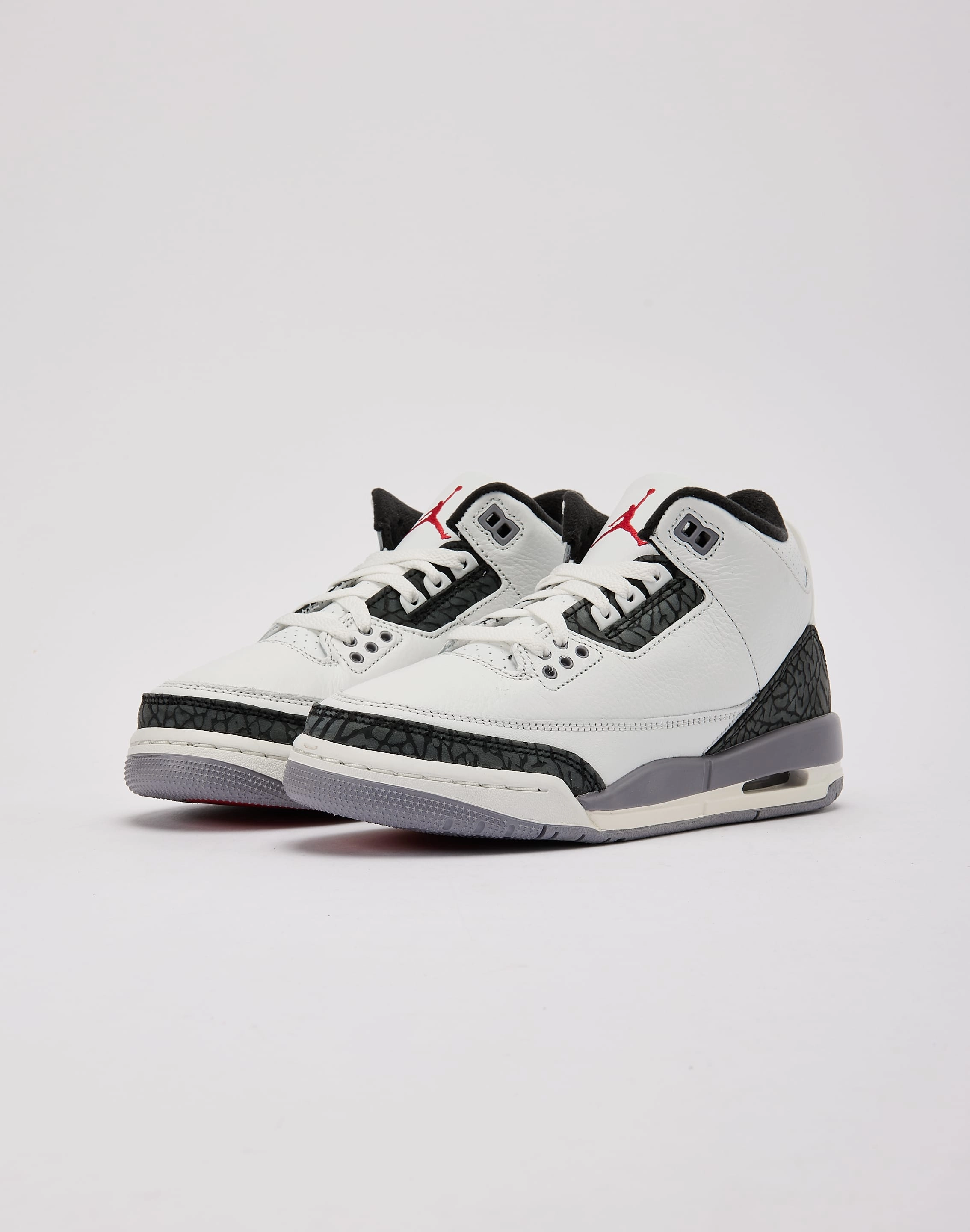Nautical - themed fashion Jordan Air Jordan 3 Retro 'Cement Grey' Grade-School