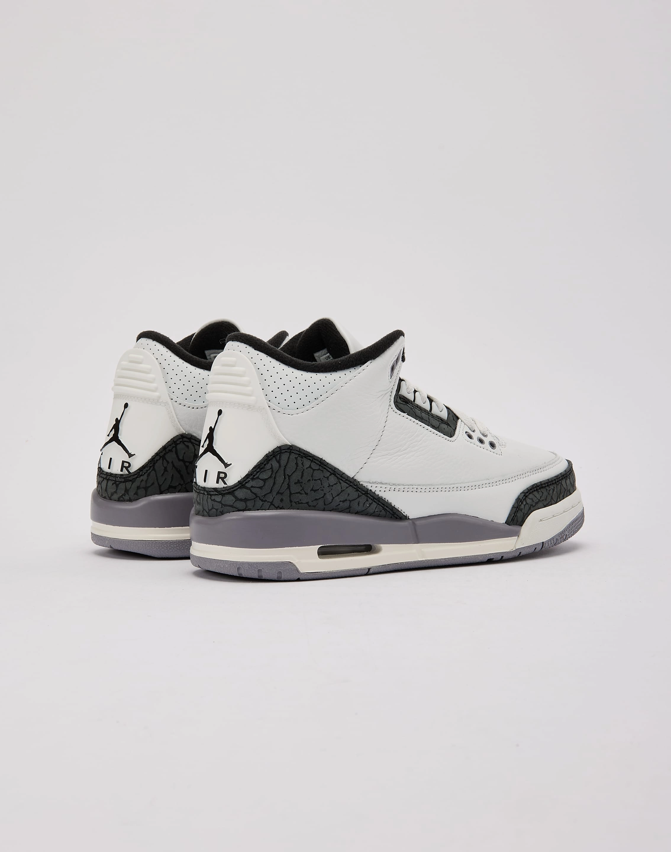Nautical - themed fashion Jordan Air Jordan 3 Retro 'Cement Grey' Grade-School