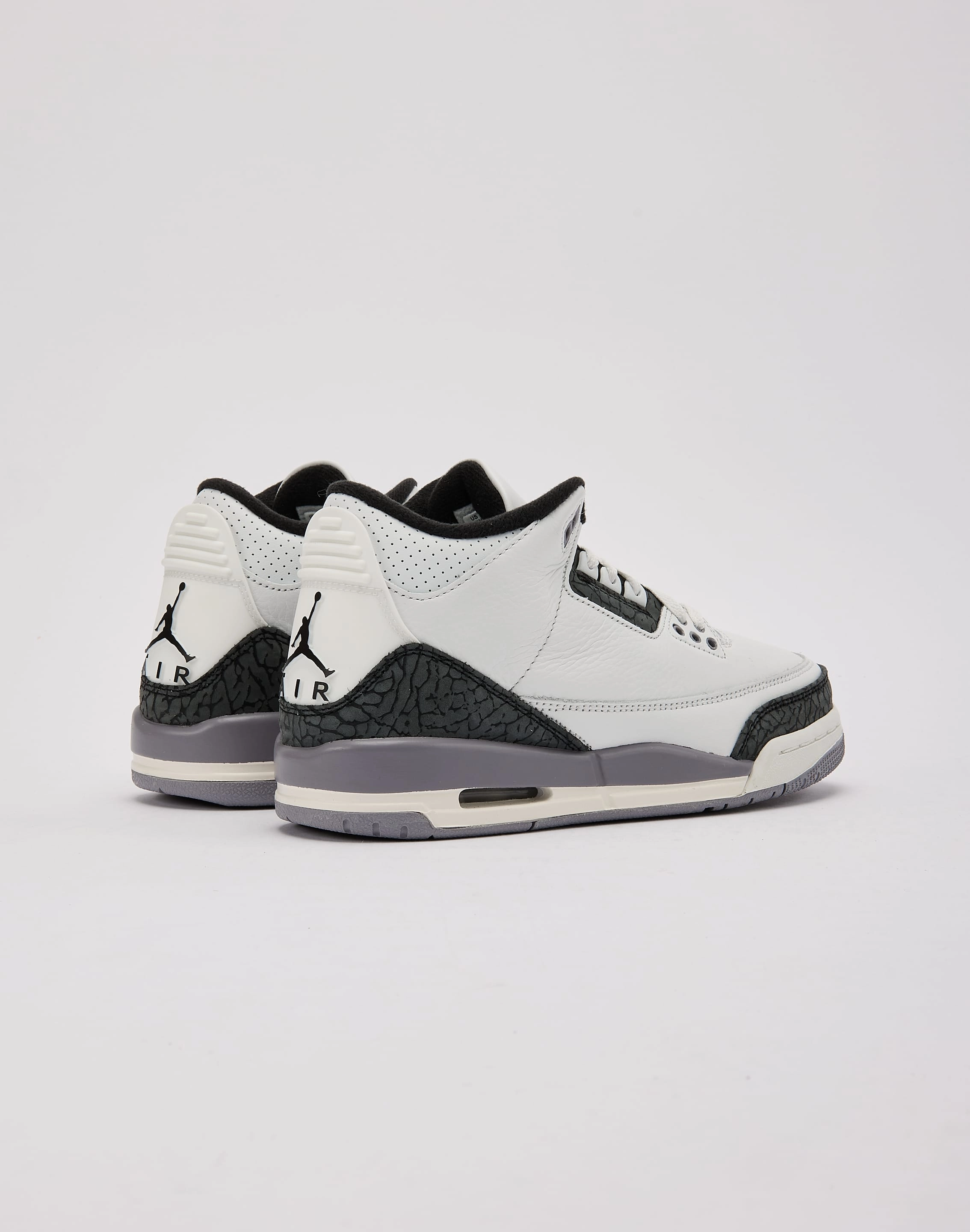 Nautical - themed fashion Jordan Air Jordan 3 Retro 'Cement Grey' Grade-School