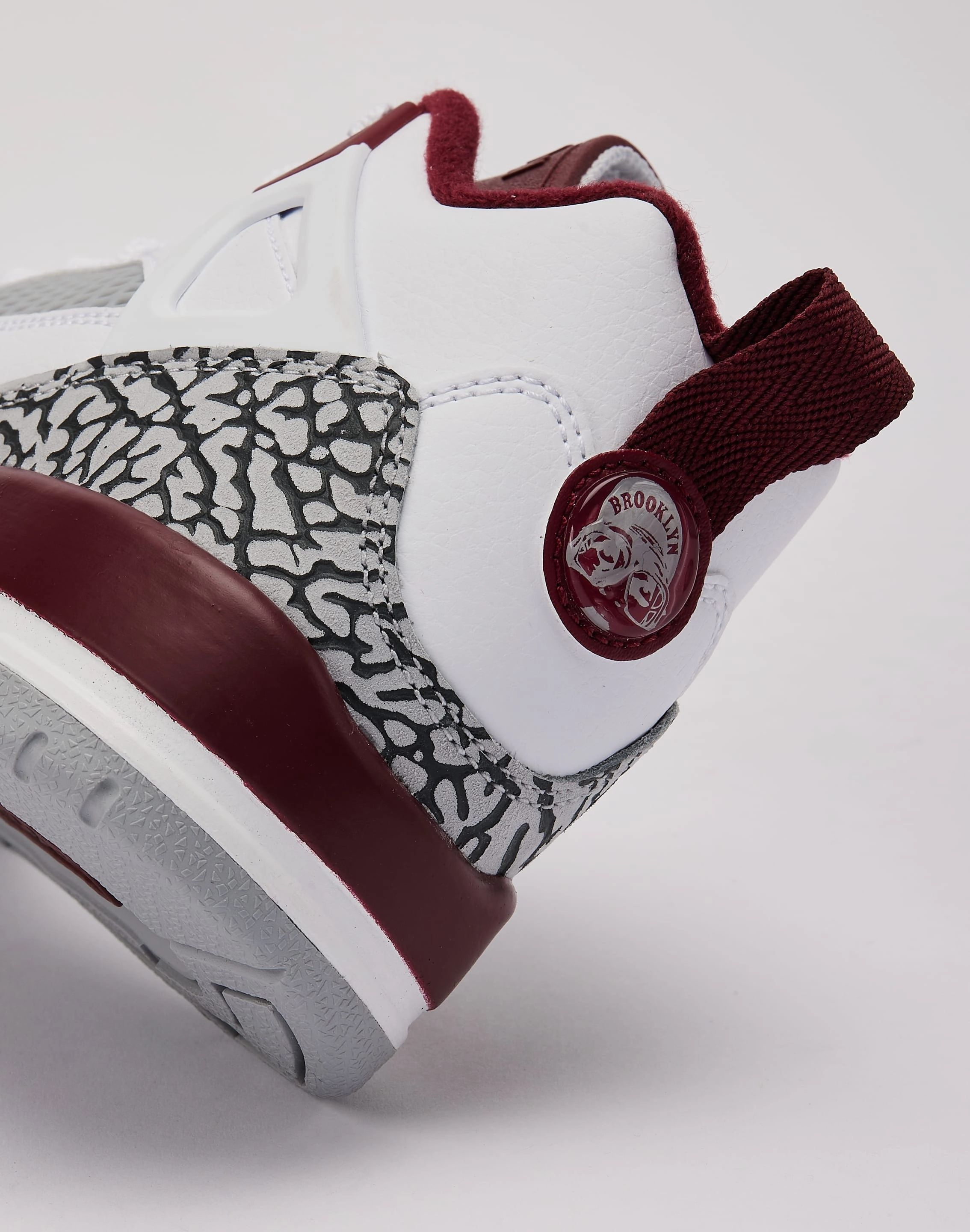 Nautical - themed fashion Jordan Spizike Low Grade-School