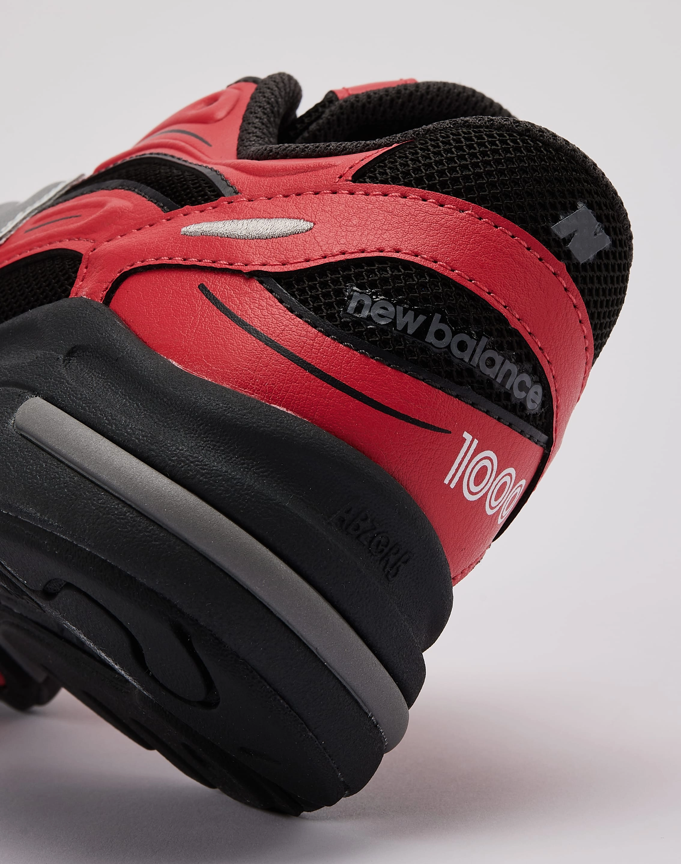 New Balance 1000 Grade-School Beaded fashion items