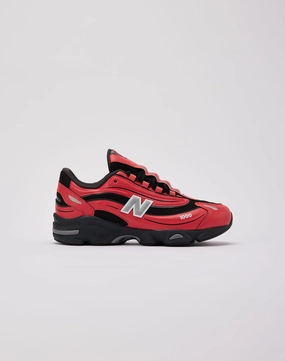 New Balance 1000 Grade-School Beaded fashion items Classic fashion pieces