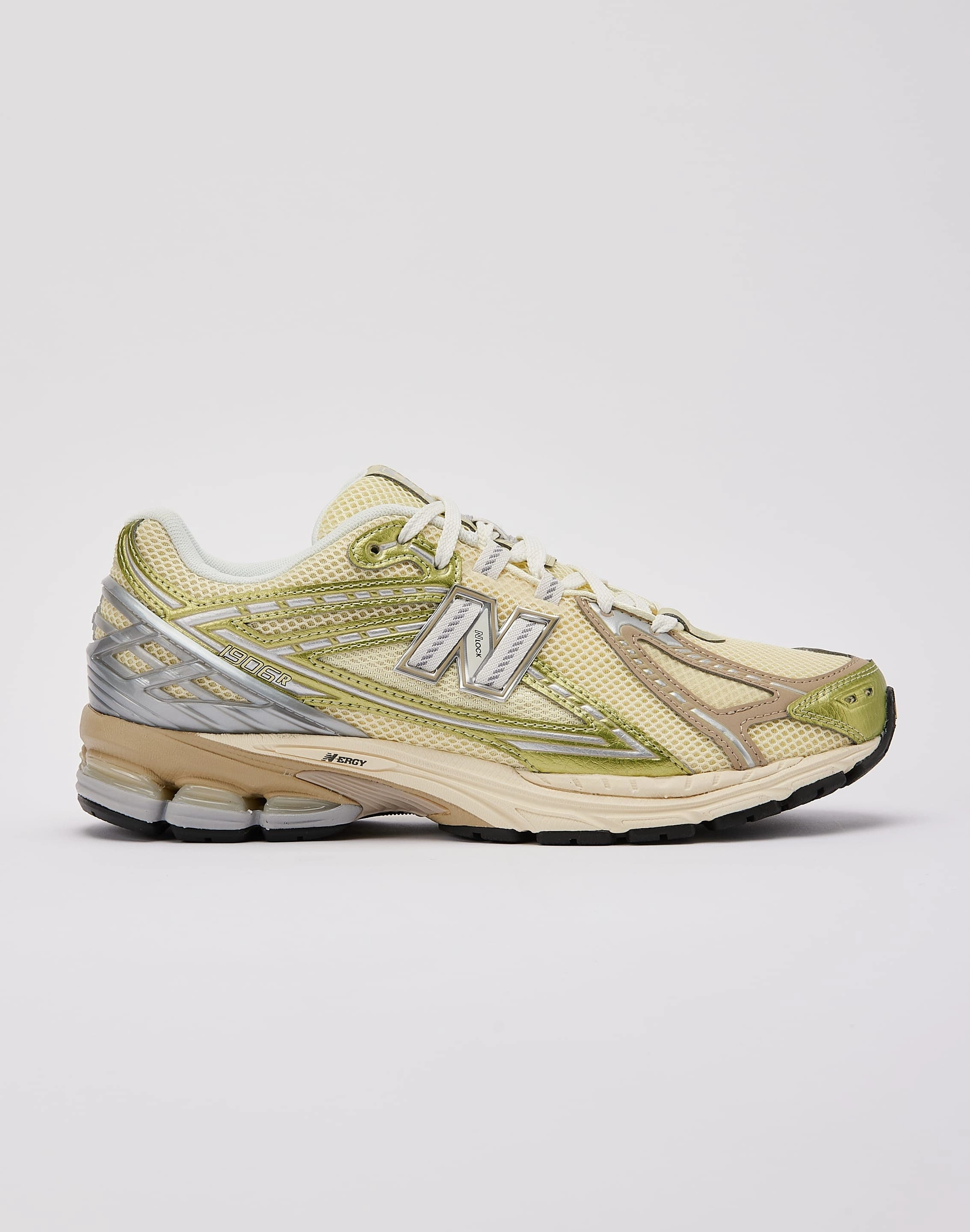 New Balance 1906R Classic fashion pieces Cotton - made fashion