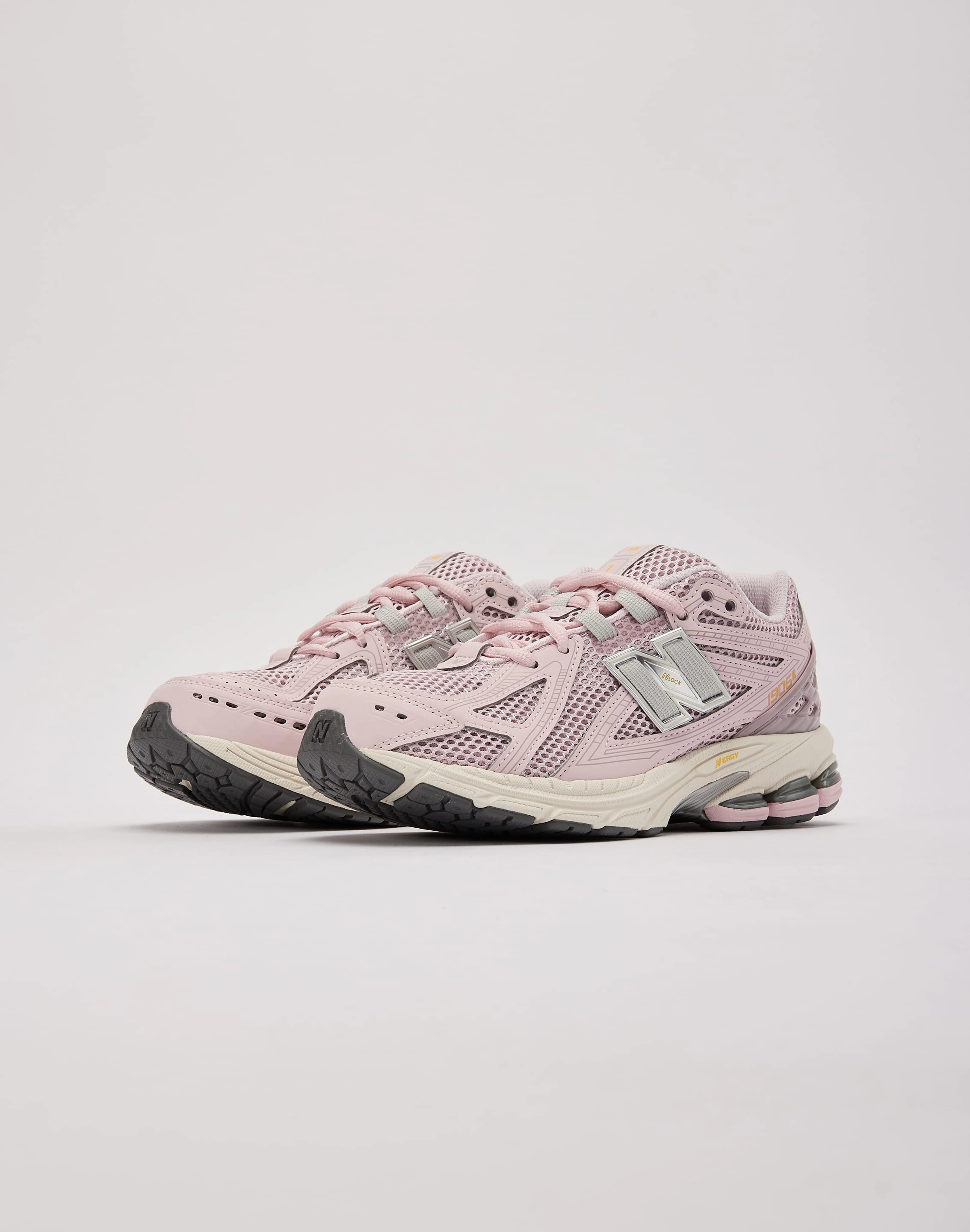 New Balance 1906R Grade-School Nautical - themed fashion