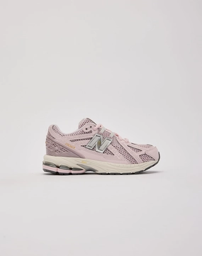 New Balance 1906R Pre-School Apparel finds Fashion brands