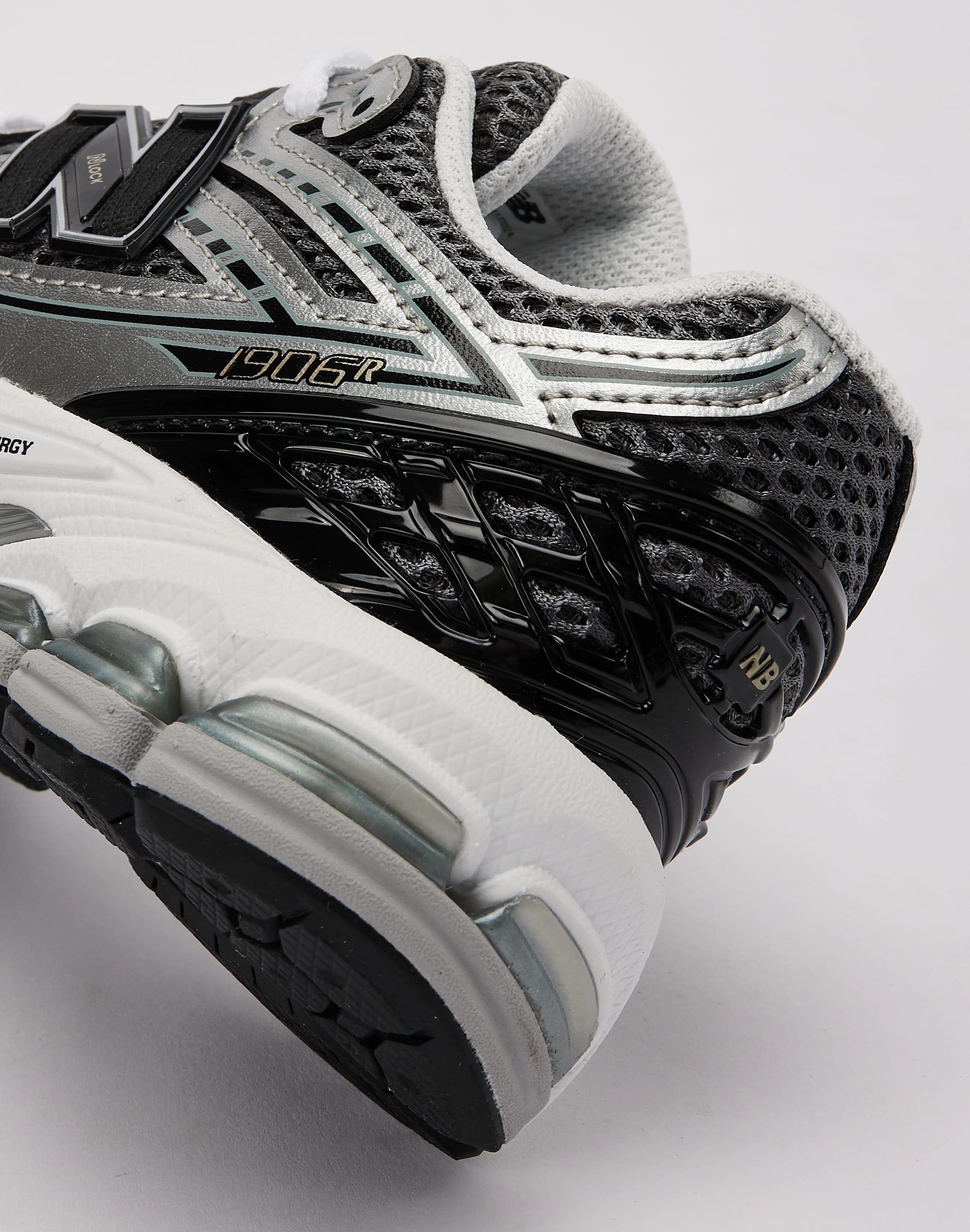 New Balance 1906R Pre-School Best - selling fashion