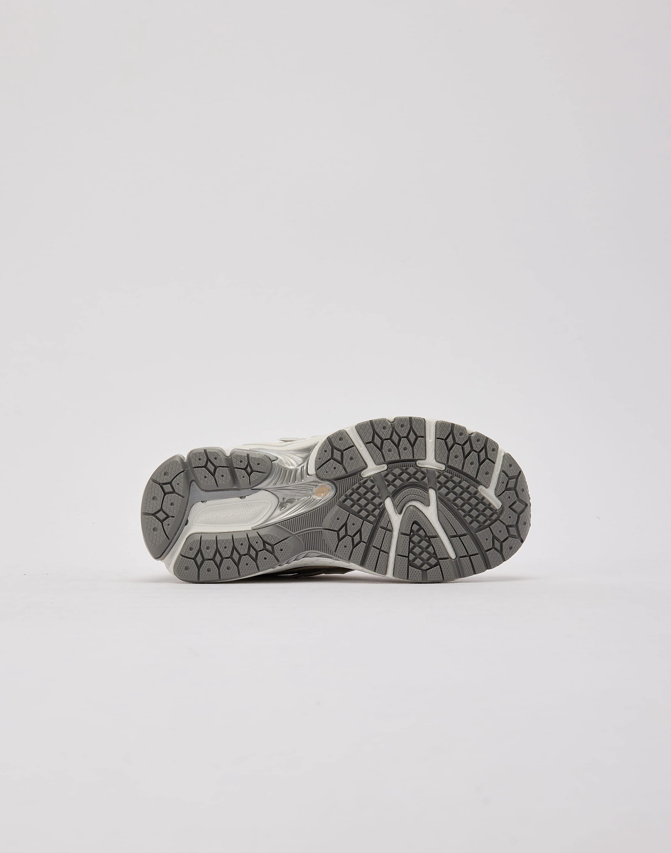 New Balance 1906R Pre-School Bohemian style items