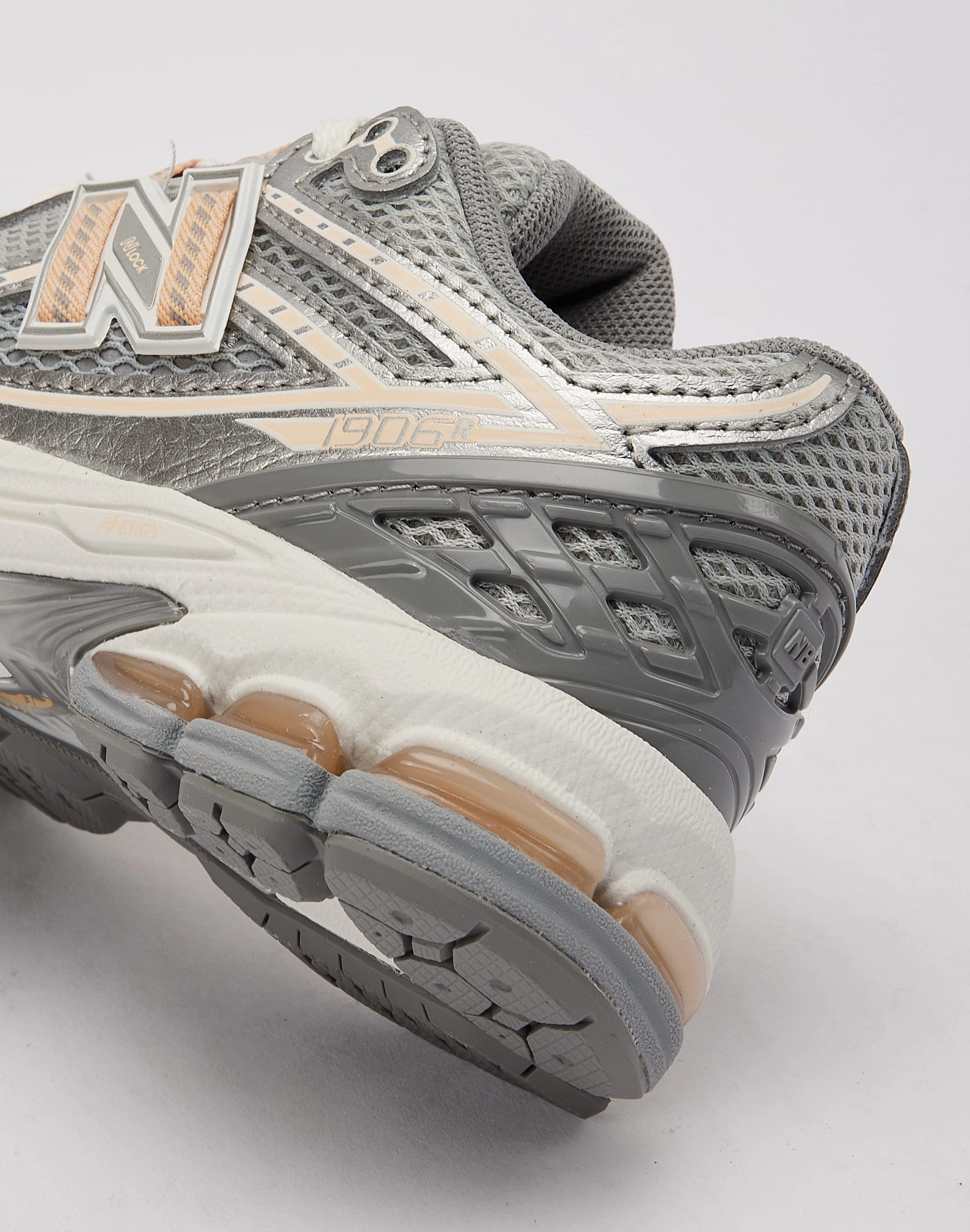 New Balance 1906R Pre-School Fashion subscription services