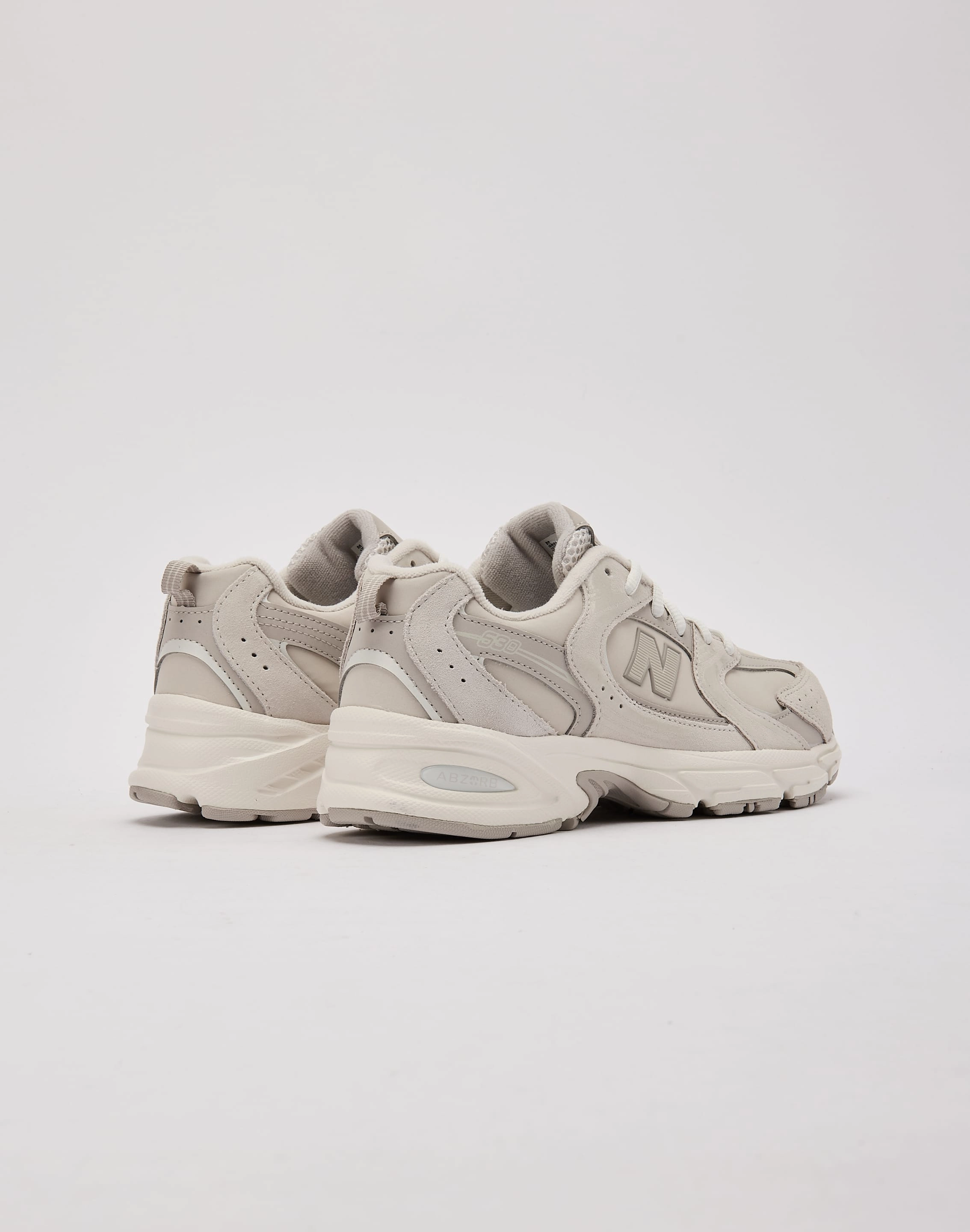 New Balance 530 Grade-School Classic fashion pieces