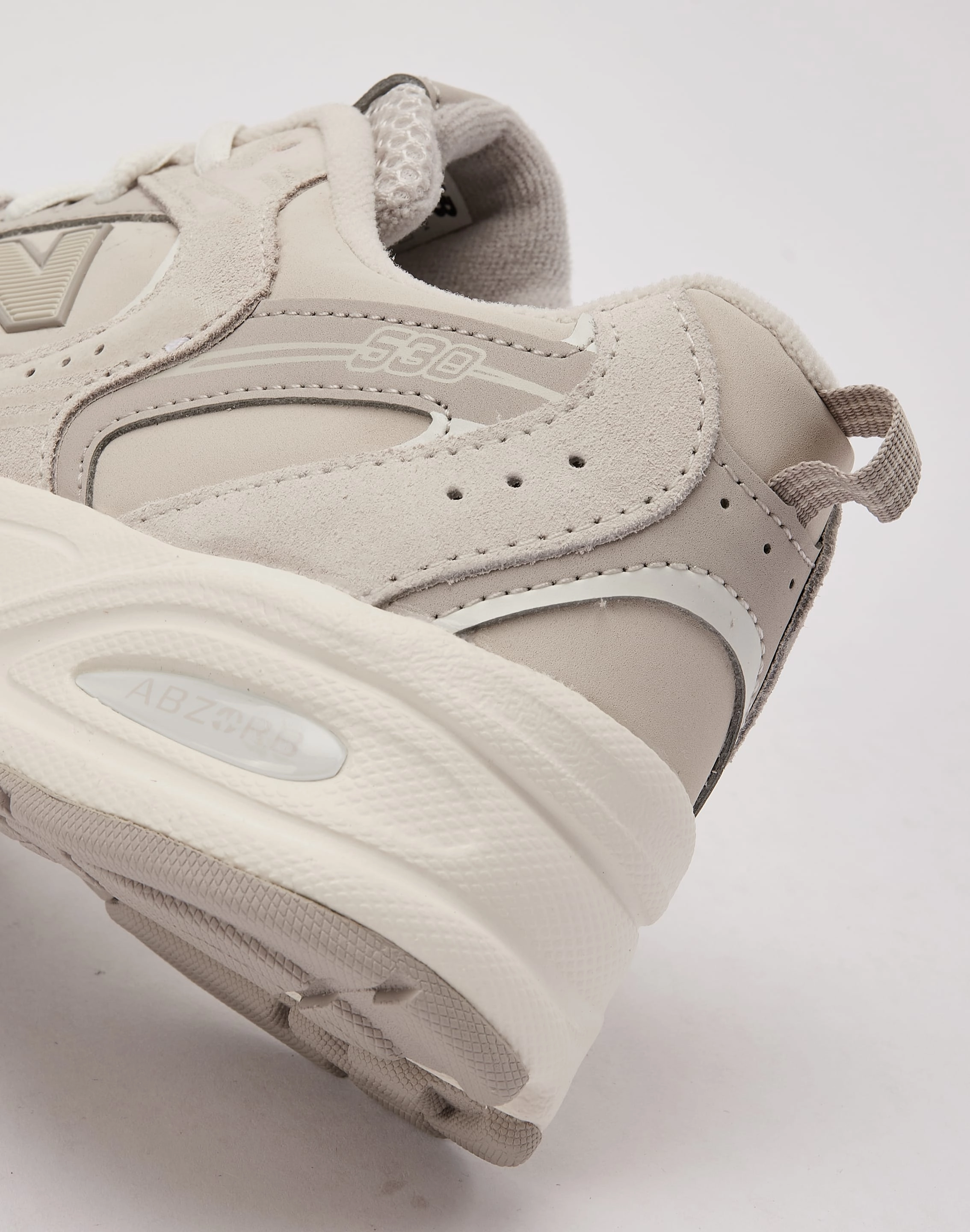 New Balance 530 Grade-School Classic fashion pieces