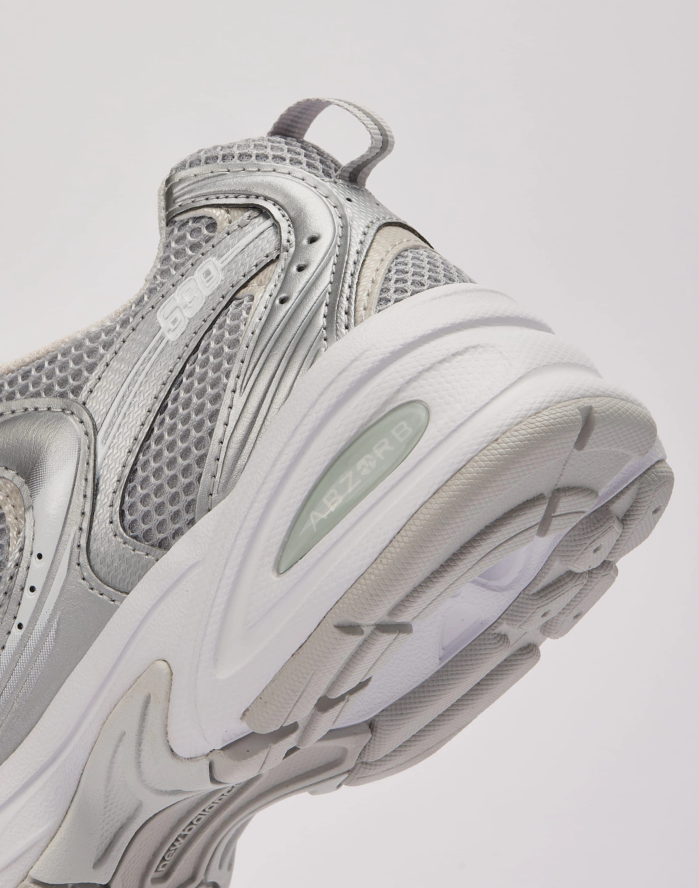 New Balance 530 Grade-School Designer fashion items