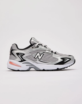 New Balance 725v1 Comfortable apparel Fashion culture