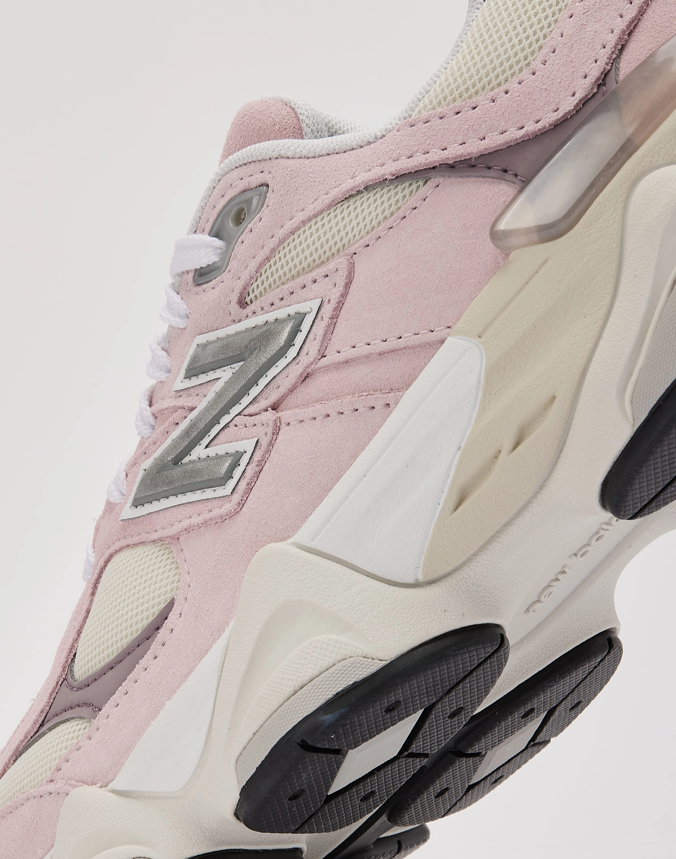 New Balance 9060 Grade-School Fashion influencers' recommendations