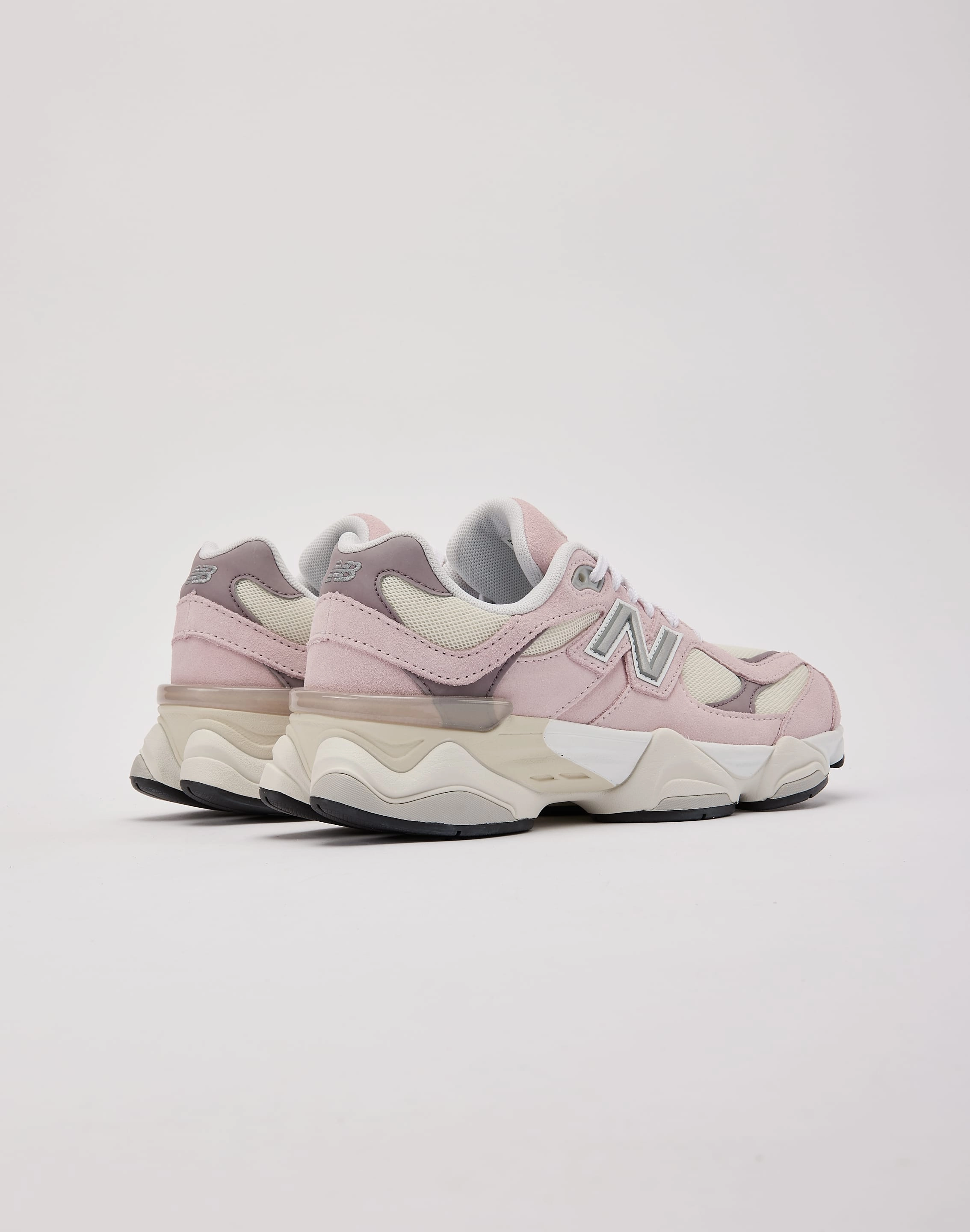 New Balance 9060 Grade-School Fashion influencers' recommendations