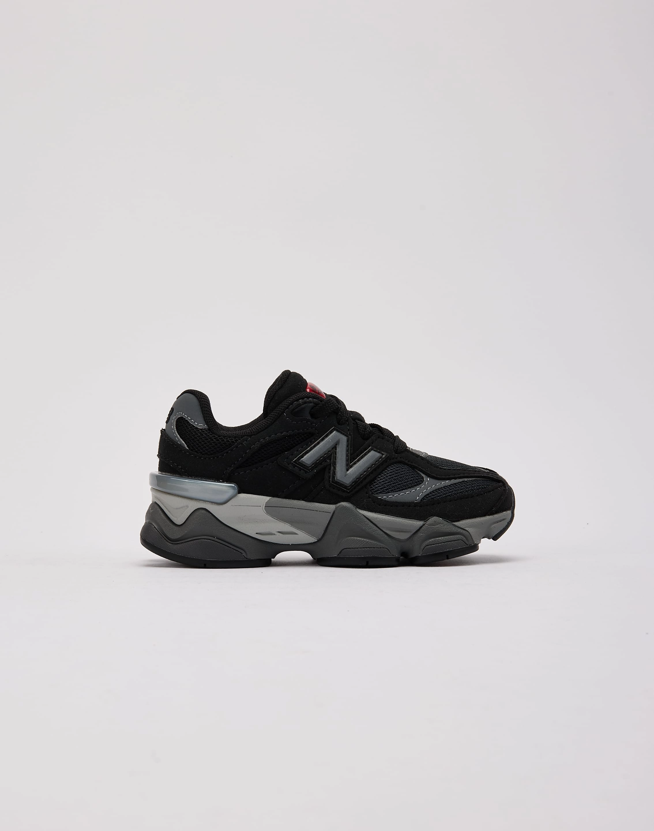 New Balance 9060 Pre-School Fashion for all body types Modern fashion