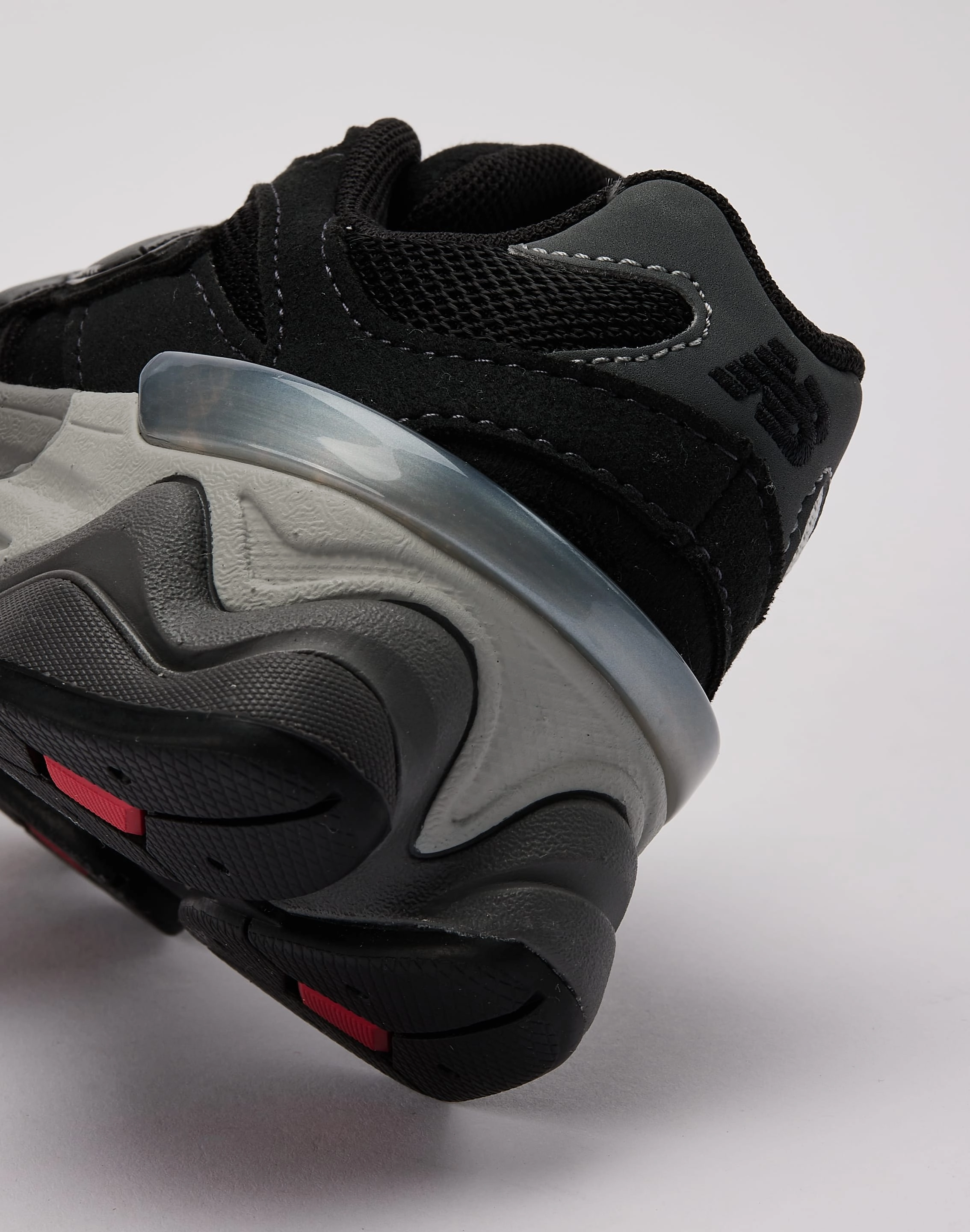 New Balance 9060 Pre-School Fashion for all body types