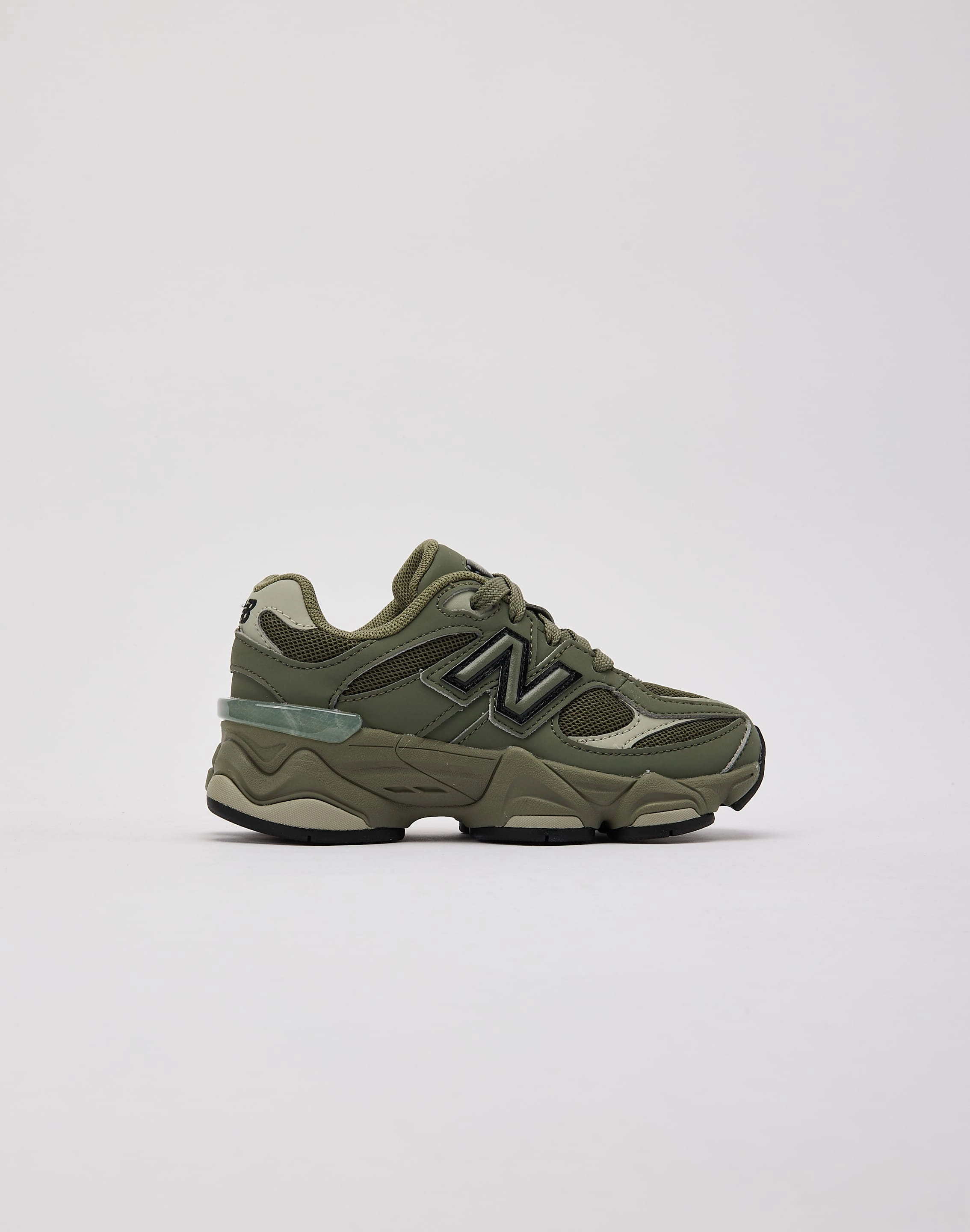 New Balance 9060 Pre-School Fashion must - haves Minimalist fashion