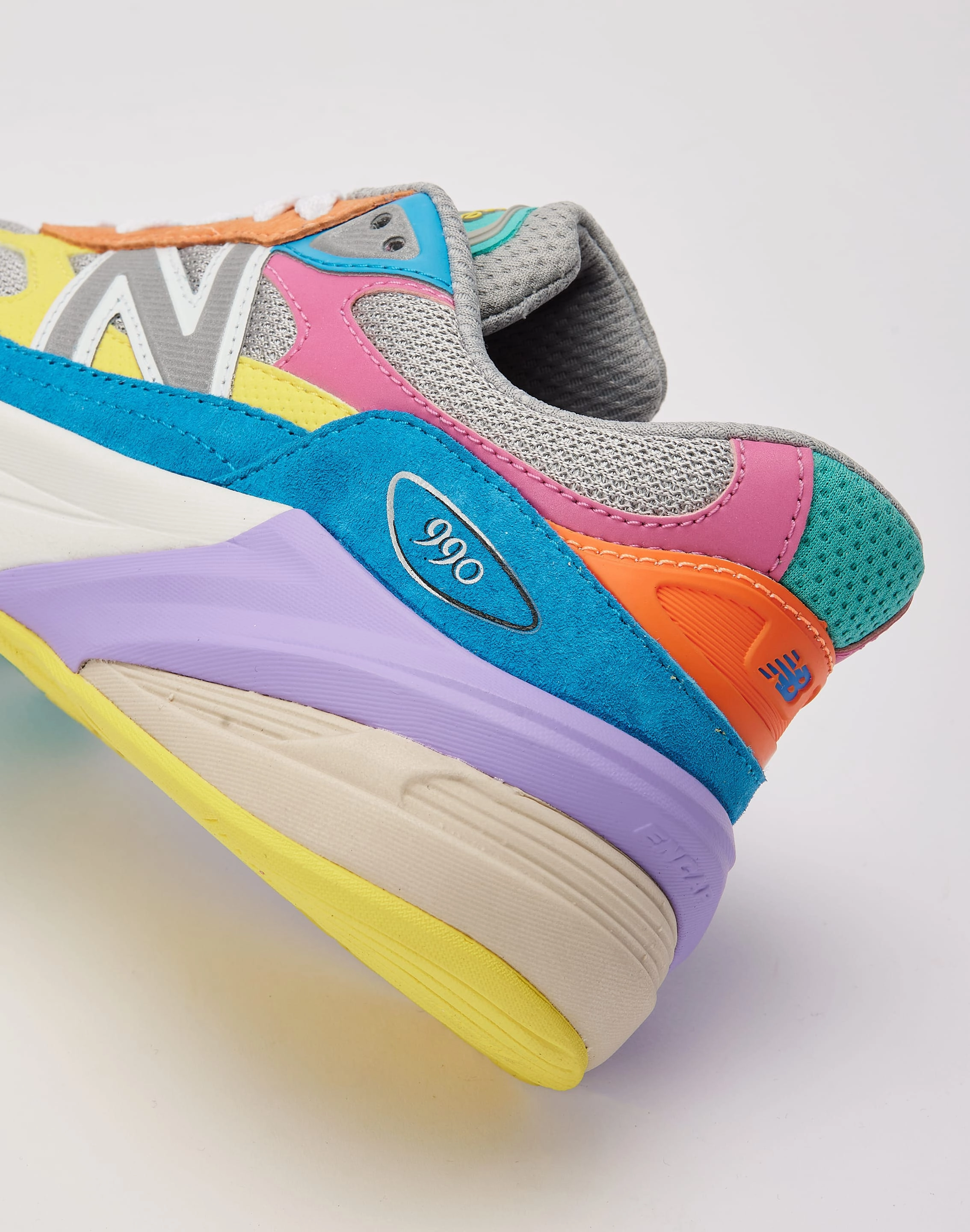 New Balance 990v6 'Gelato' Grade-School Party wear