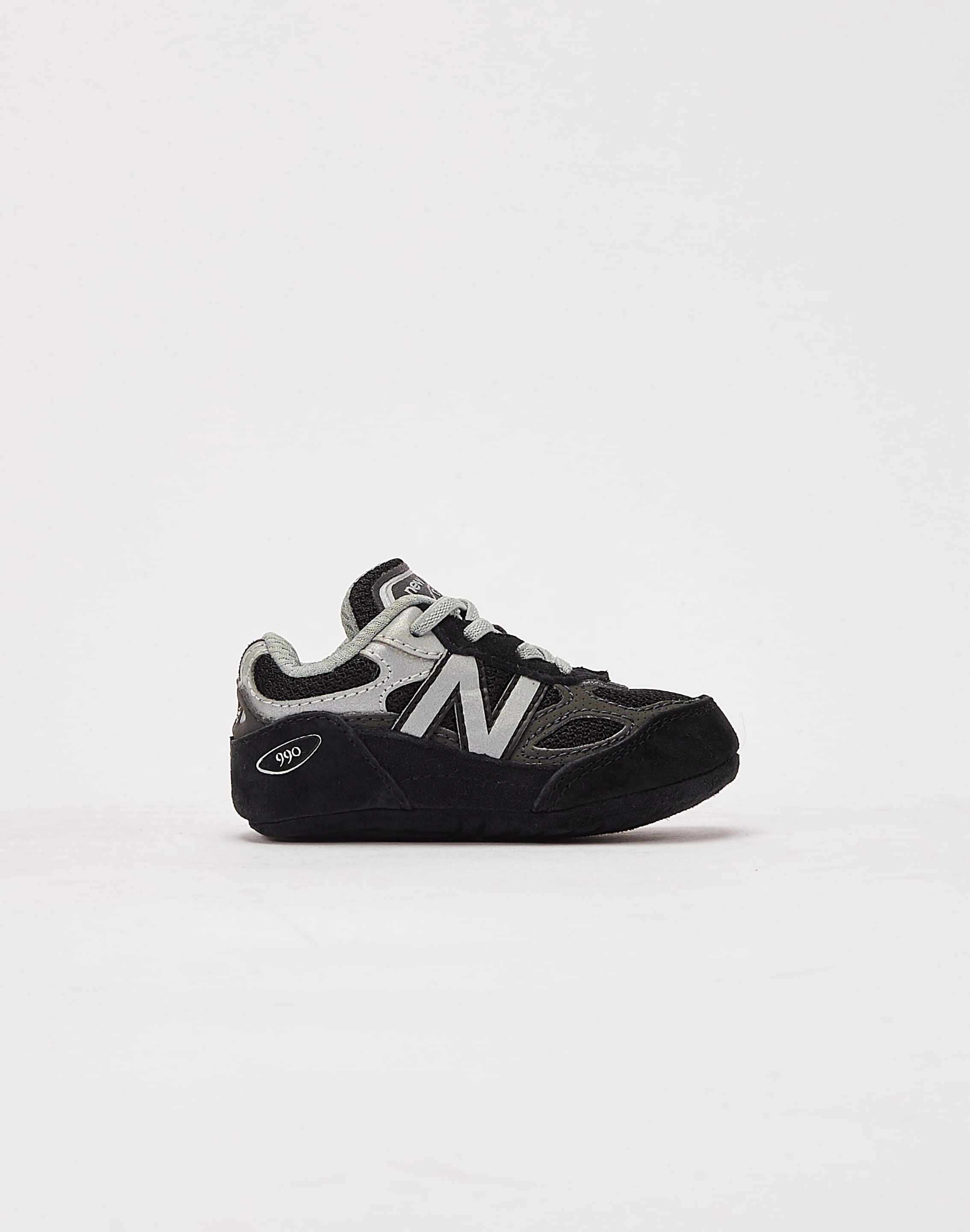 New Balance 990v6 Crib Bungee Lace - detailed fashion Wardrobe staples