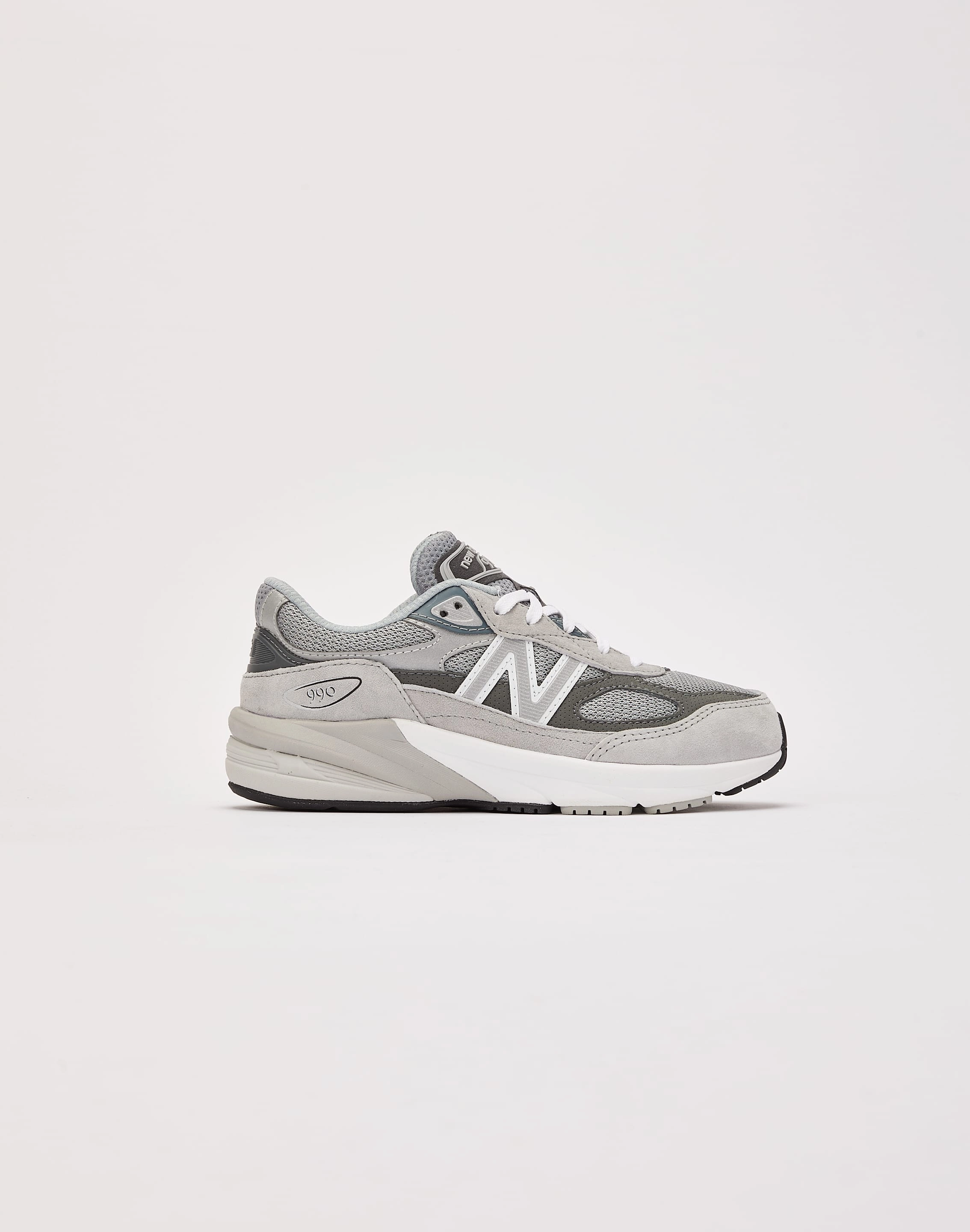 New Balance 990v6 Pre-School Upcycled fashion Athleisure fashion