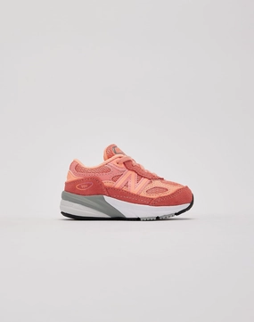 New Balance 990v6 Toddler Luxury fashion items Modern fashion