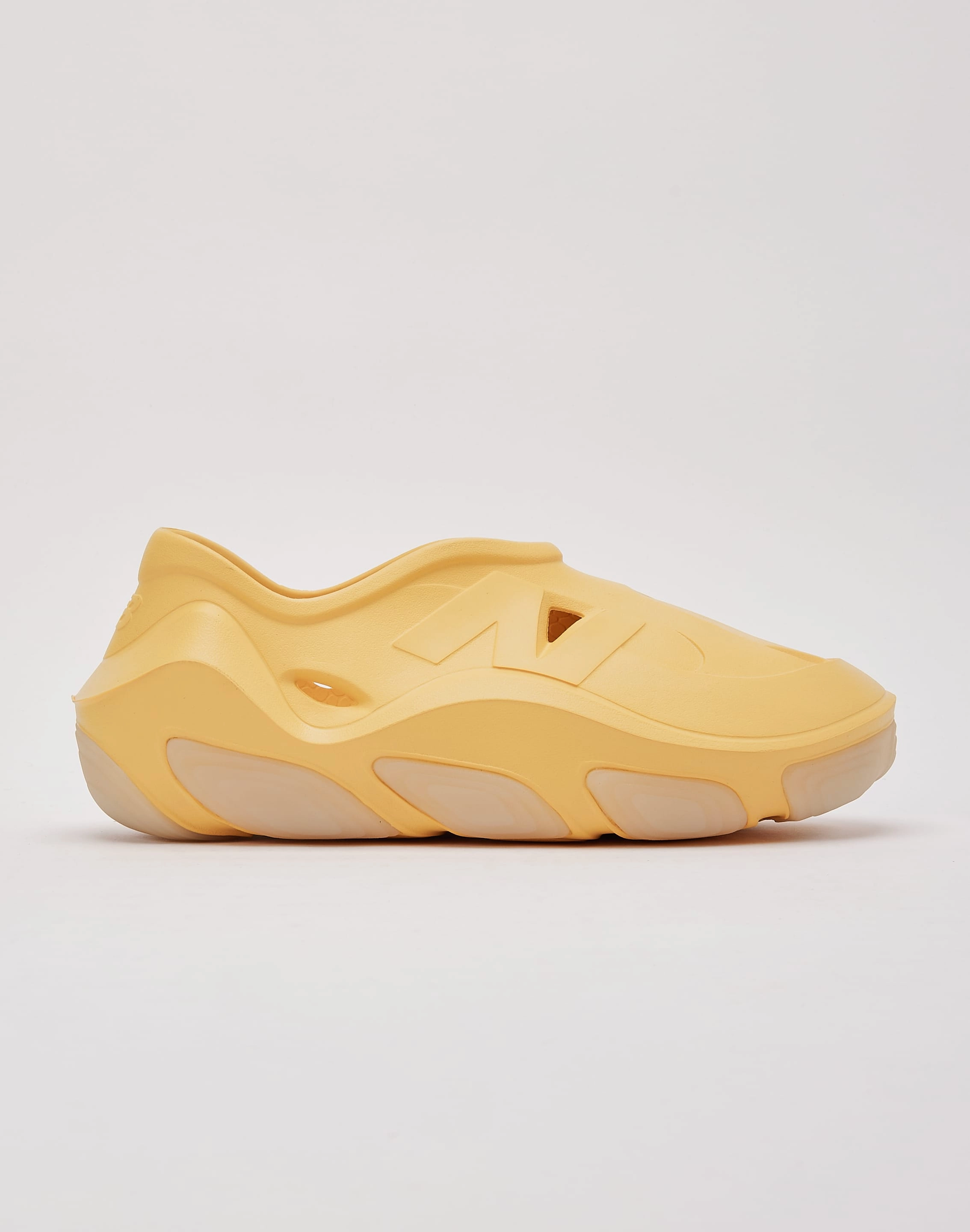 New Balance Fresh Foam X RCVRY Party wear Organic fashion products