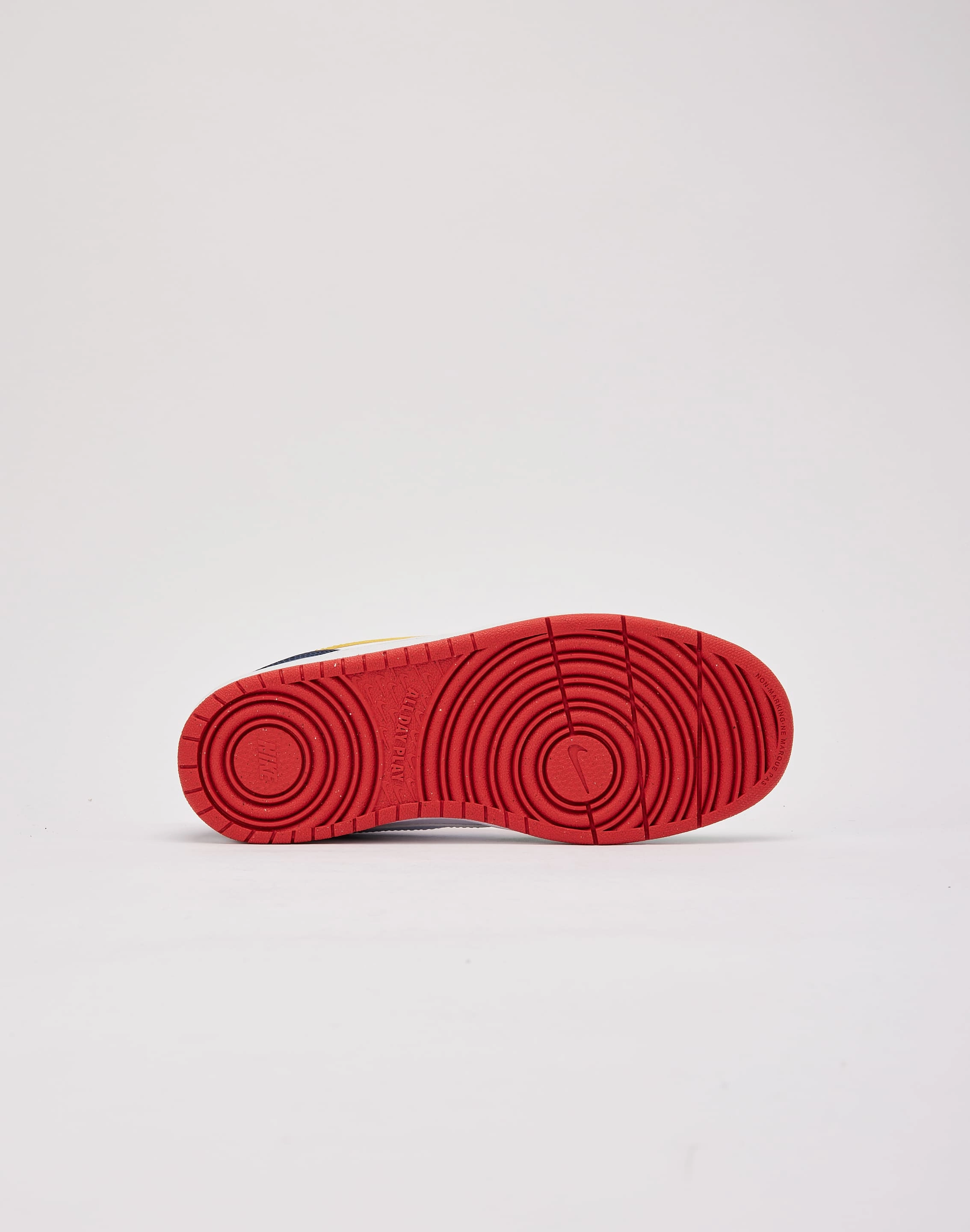 New fashion arrivals Nike Court Borough Low Grade-School