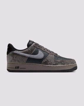 Nike Air Force 1 '07 LV8 Workwear options Embroidered fashion