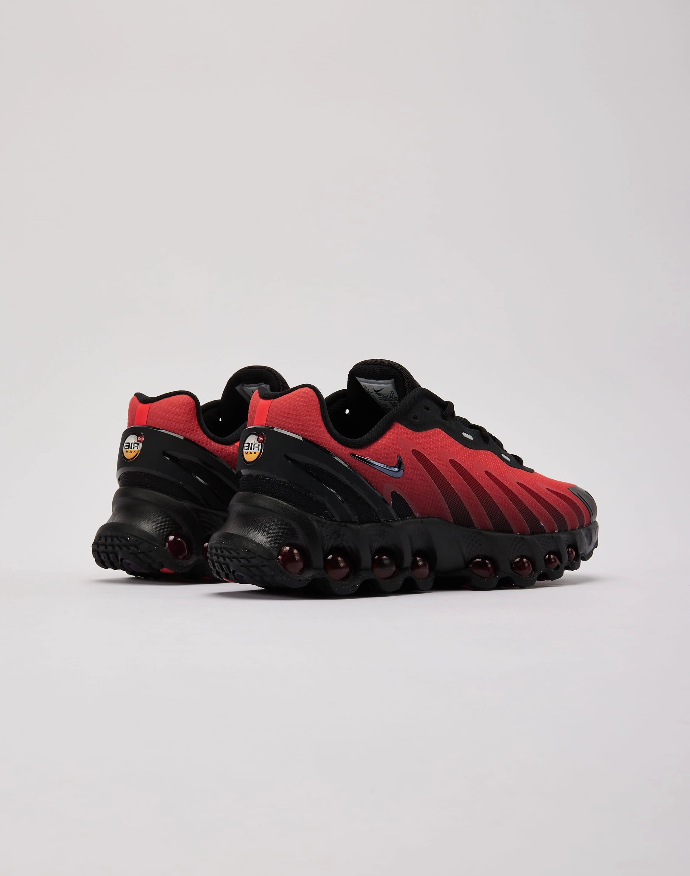 Nike Air Max Dn8 Grade-School Fashion essentials