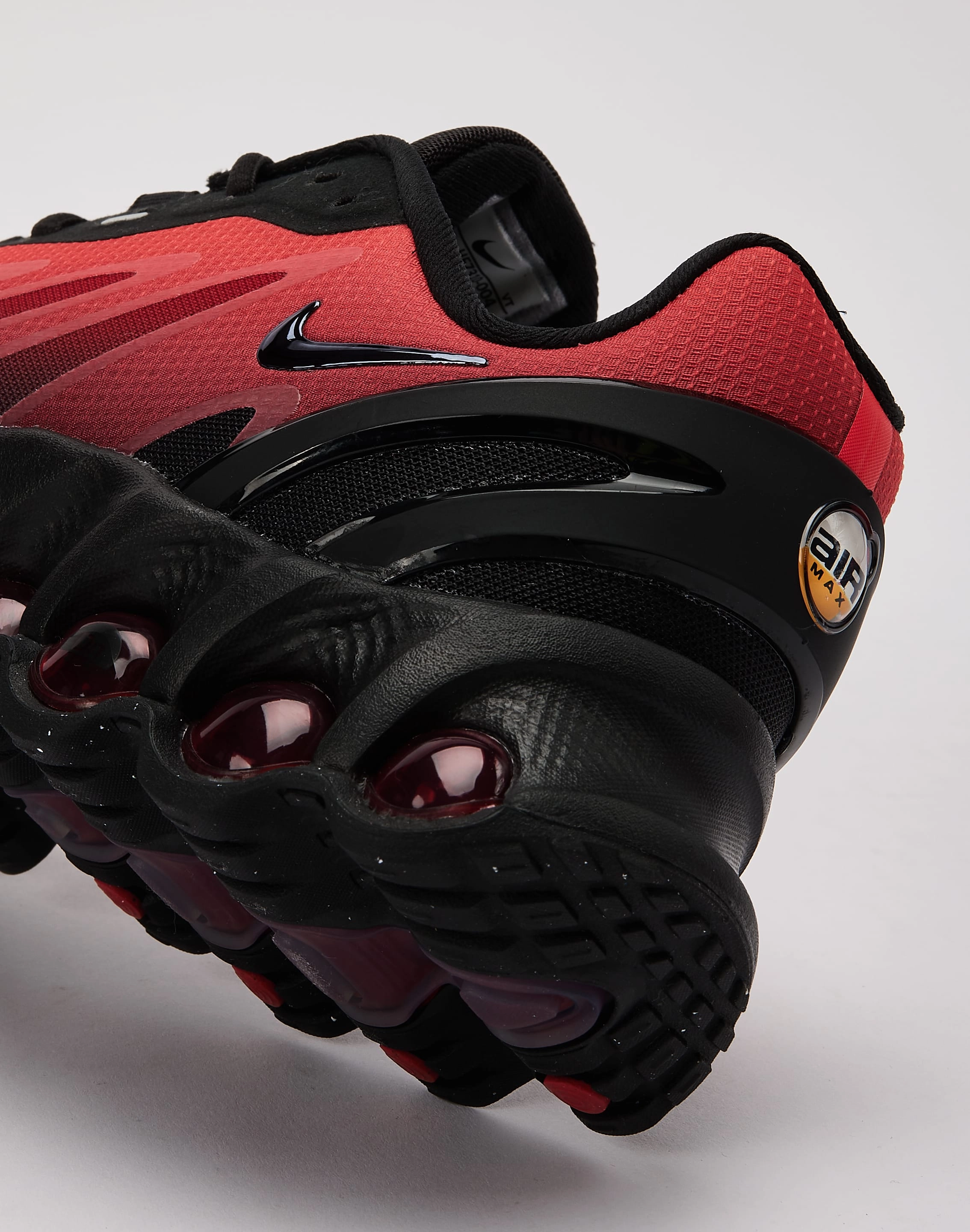 Nike Air Max Dn8 Grade-School Fashion essentials