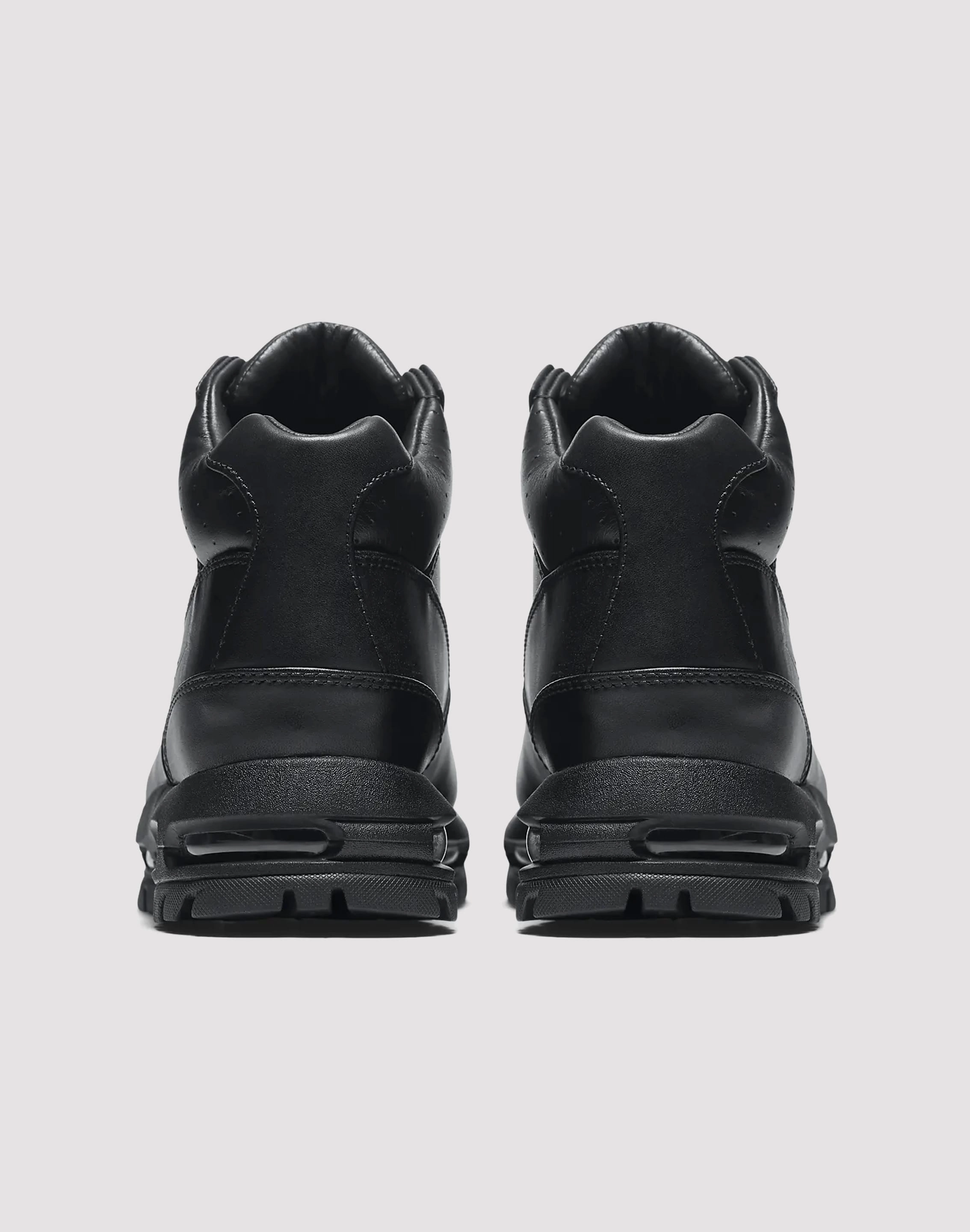 Nike Air Max Goadome Grade-School Fashionable options