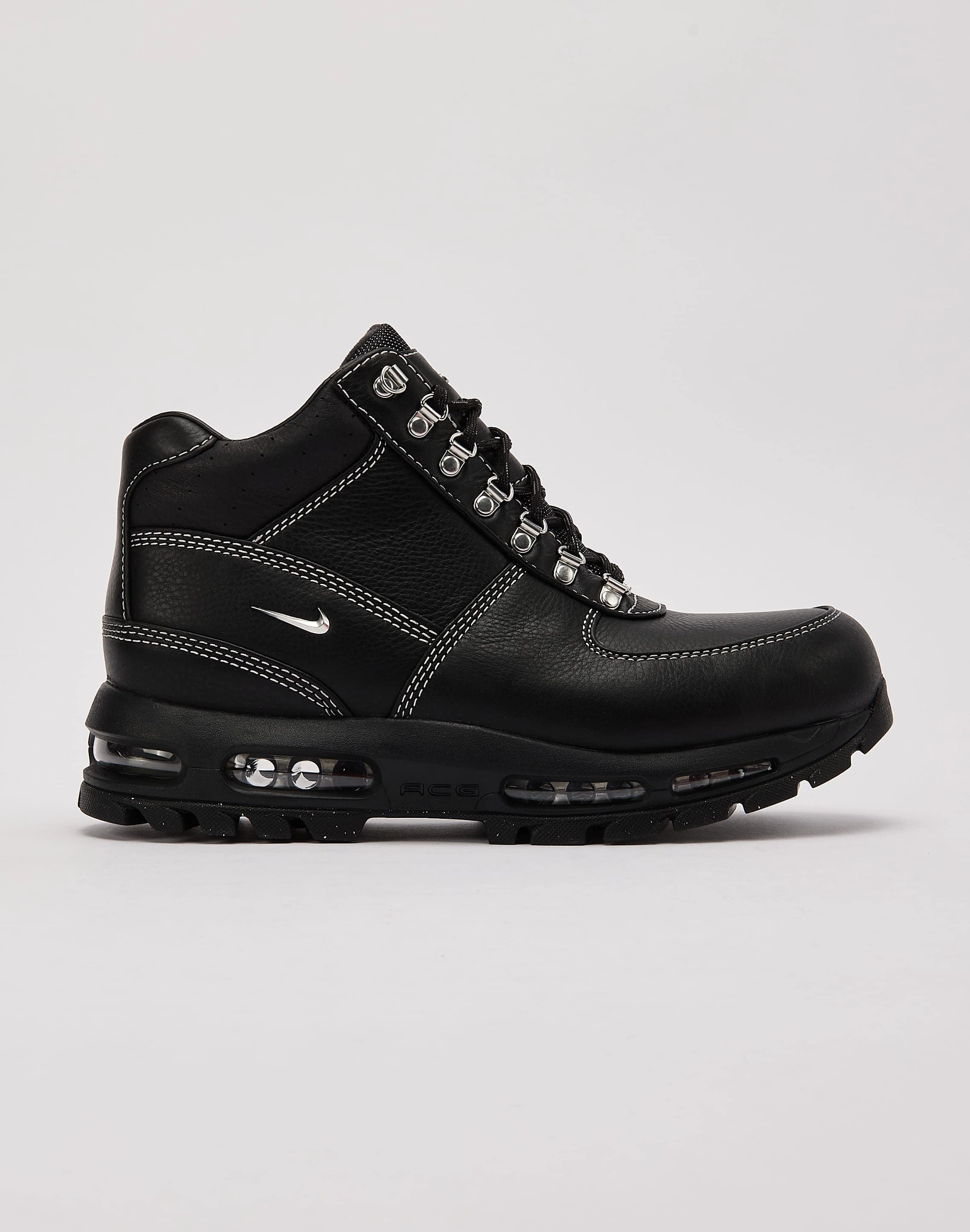Fashion-forward items Nike Air Max Goadome PRM Everyday wear