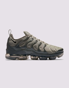 Nike Air VaporMax Plus Clothing types Fashion must - haves